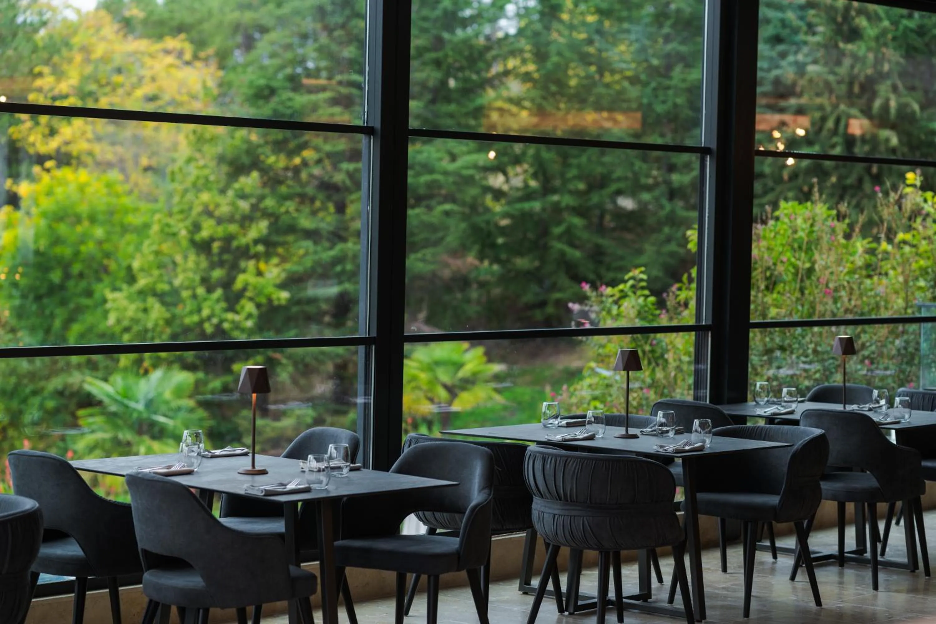 Restaurant/places to eat in Medite Spa Resort and Villas