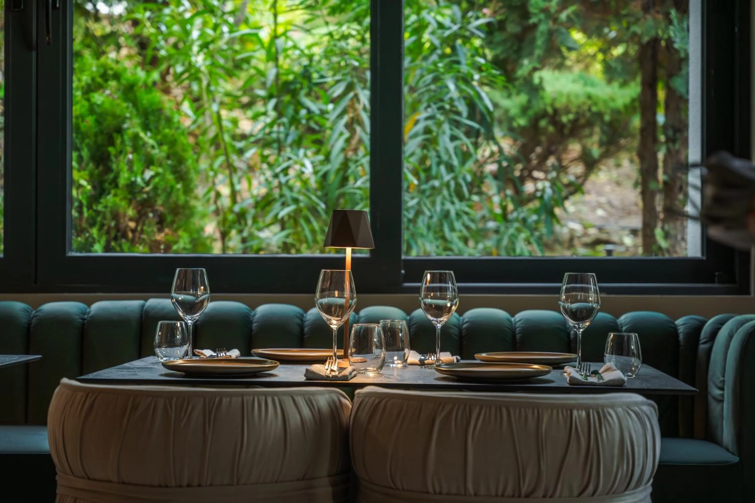 Restaurant/places to eat in Medite Spa Resort and Villas