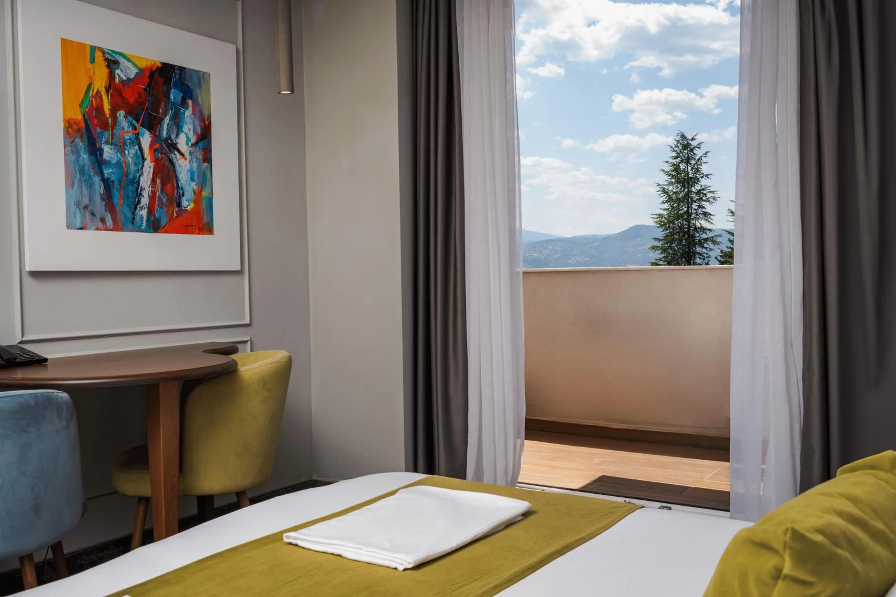 Bed in Medite Spa Resort and Villas