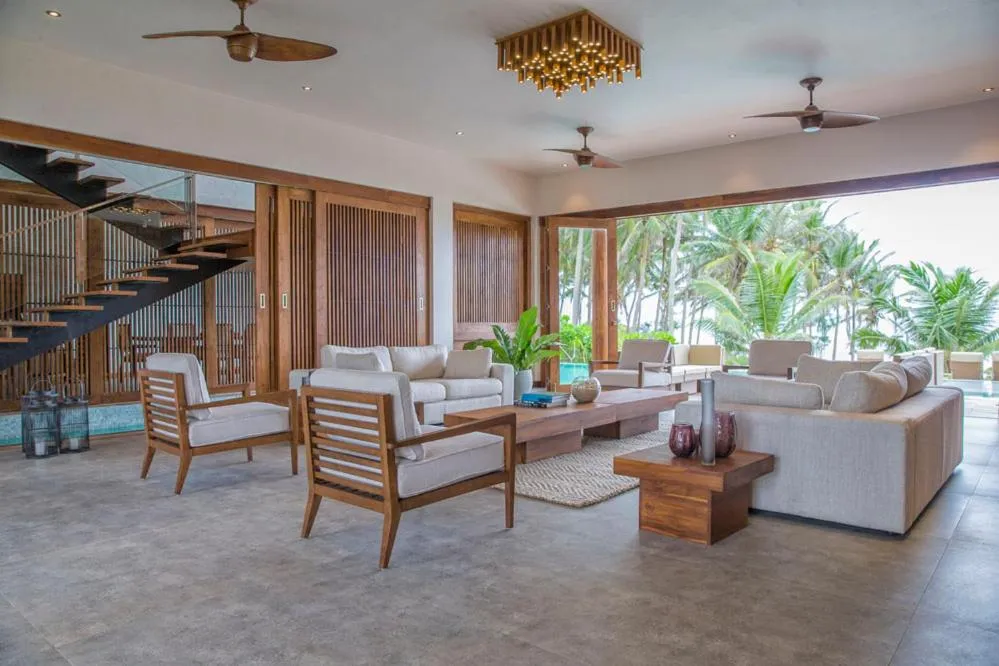 Breakfast in Villa Blu