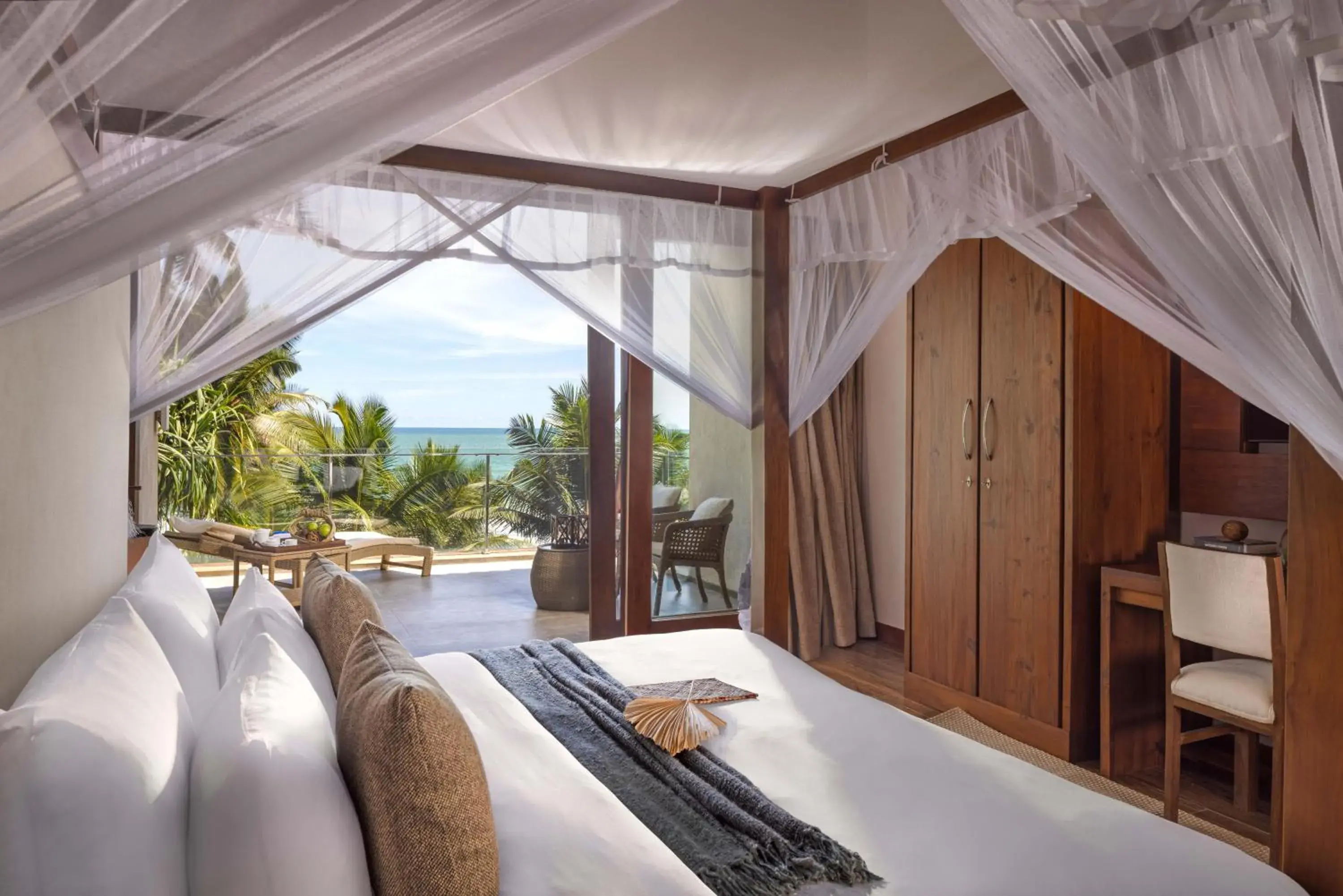 Double Room with Balcony and Sea View in Villa Blu Double Room with Balcony and Sea View in Villa Blu