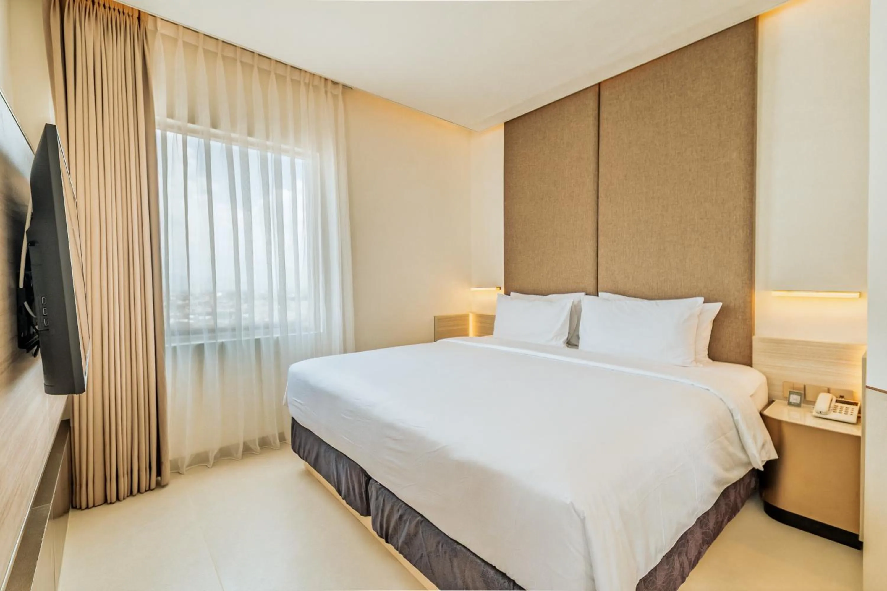 Bed in Gino Feruci Braga by KAGUM Hotels