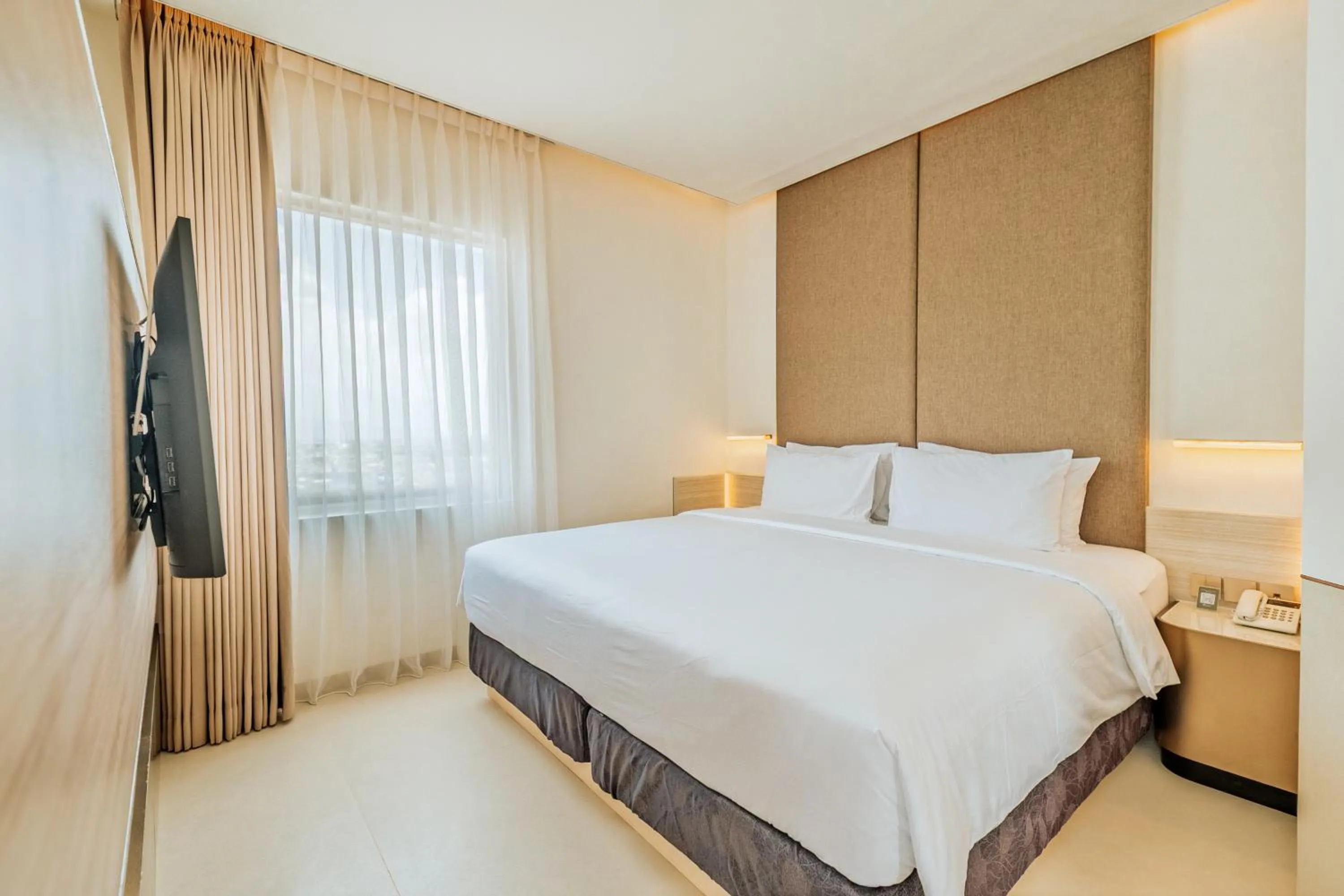 Bed in Gino Feruci Braga by KAGUM Hotels