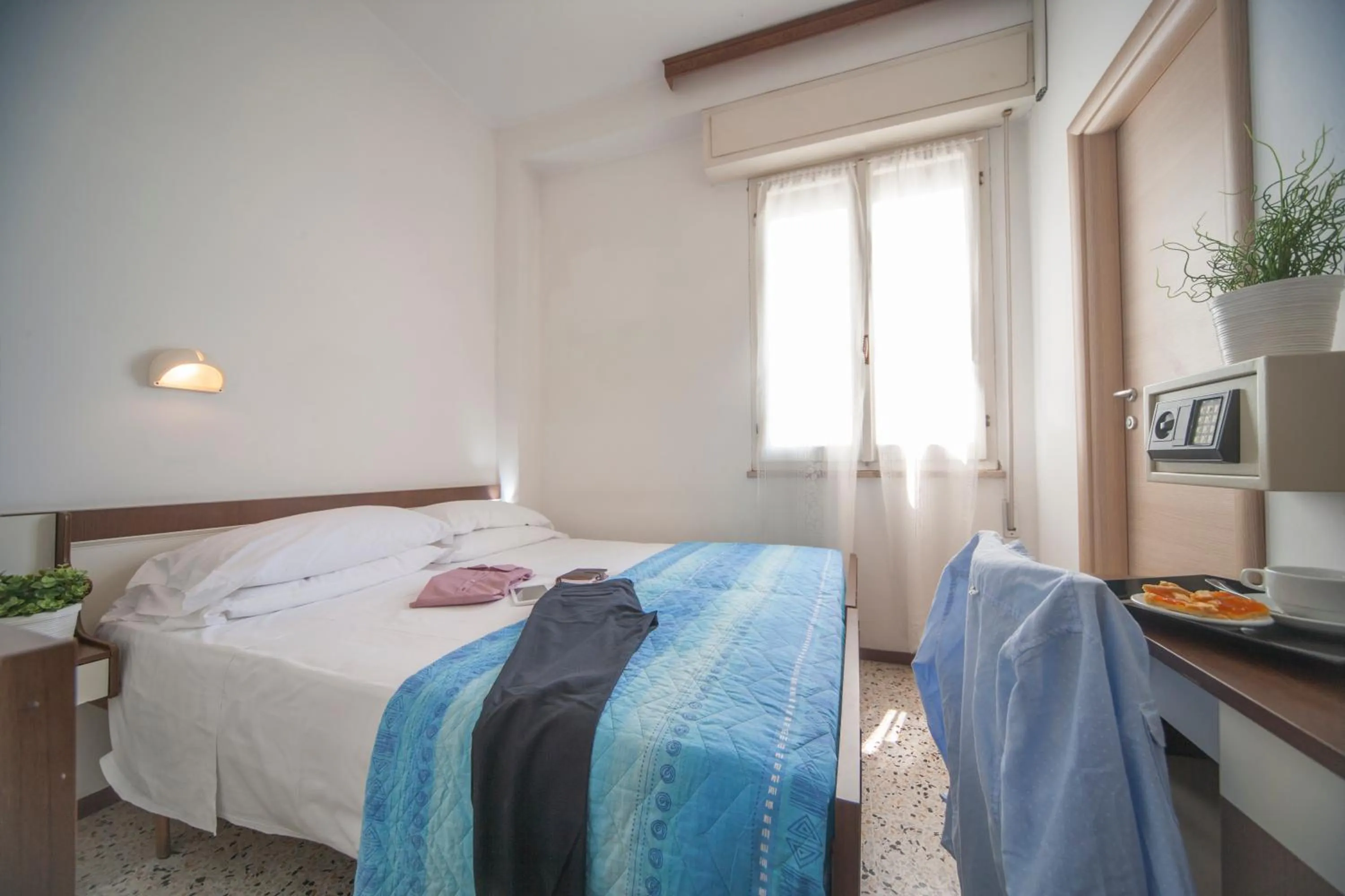 Photo of the whole room, Bed in Hotel Bologna