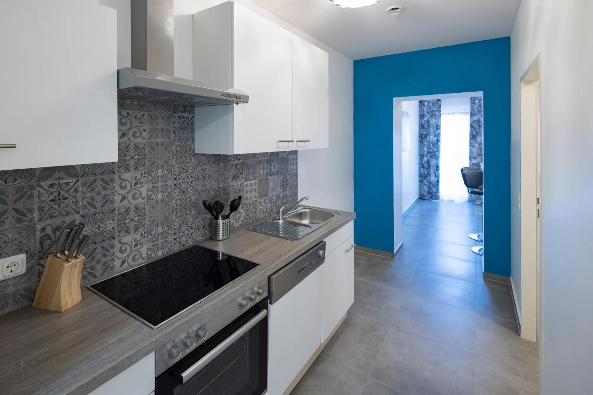 Kitchen or kitchenette in MOTEL24seven