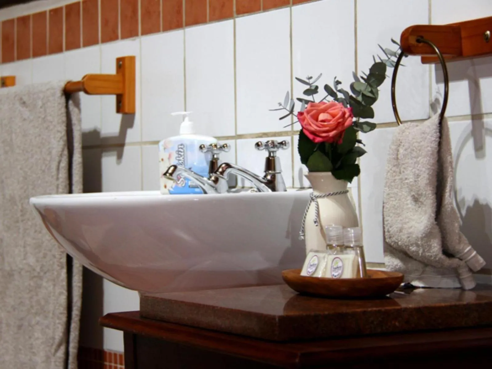 Double Room - single occupancy in Feathers Guest House