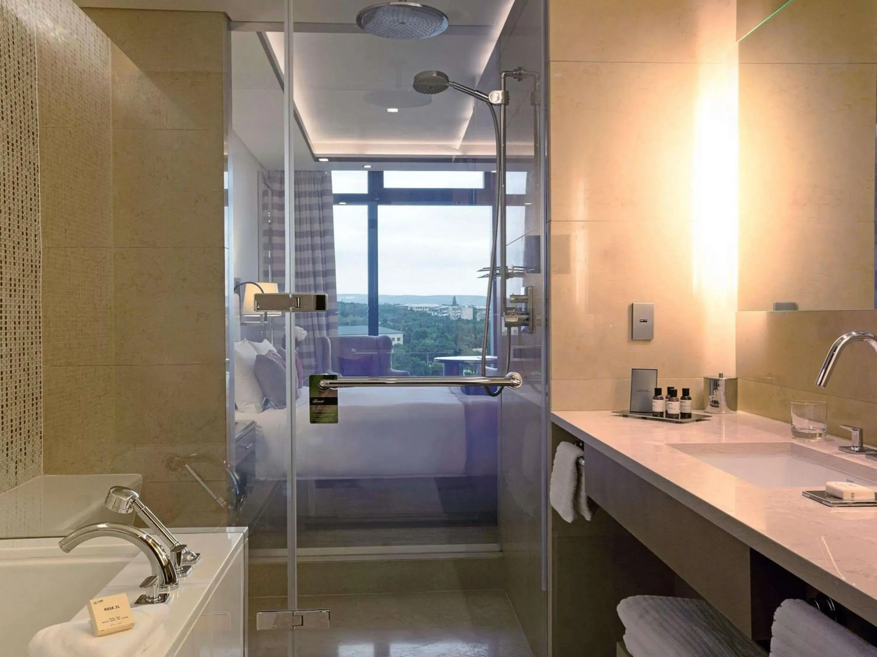 Bedroom, Bed in Fairmont Baku, Flame Towers Bedroom, Bed in Fairmont Baku, Flame Towers