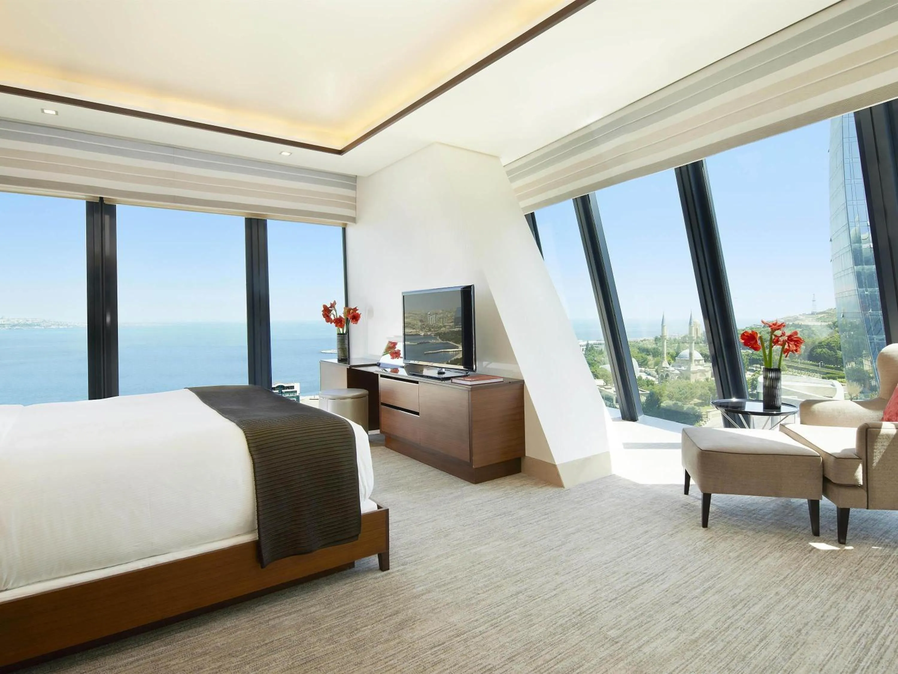 Bedroom, Bed in Fairmont Baku, Flame Towers