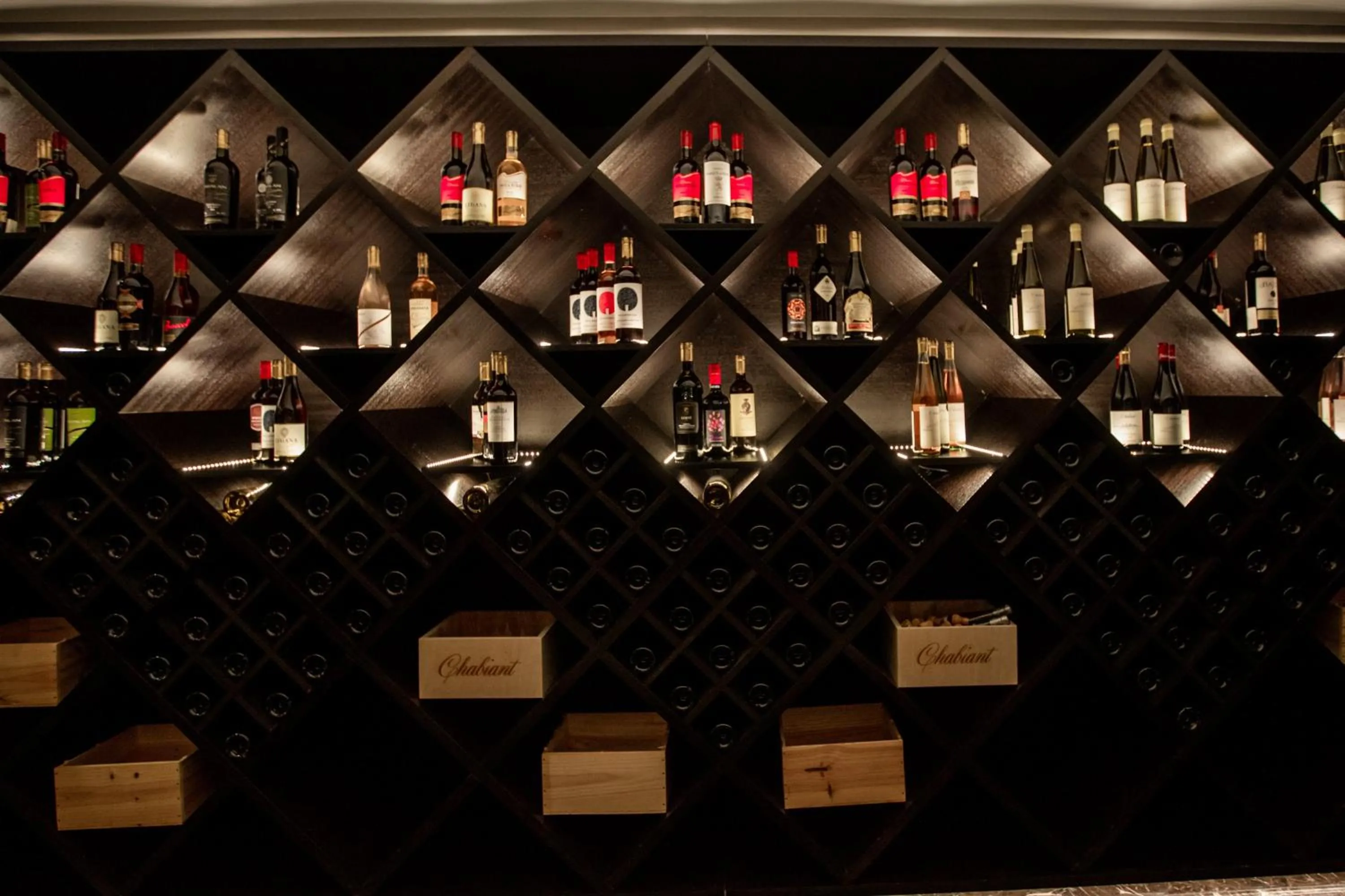 Restaurant/places to eat in Fairmont Baku, Flame Towers