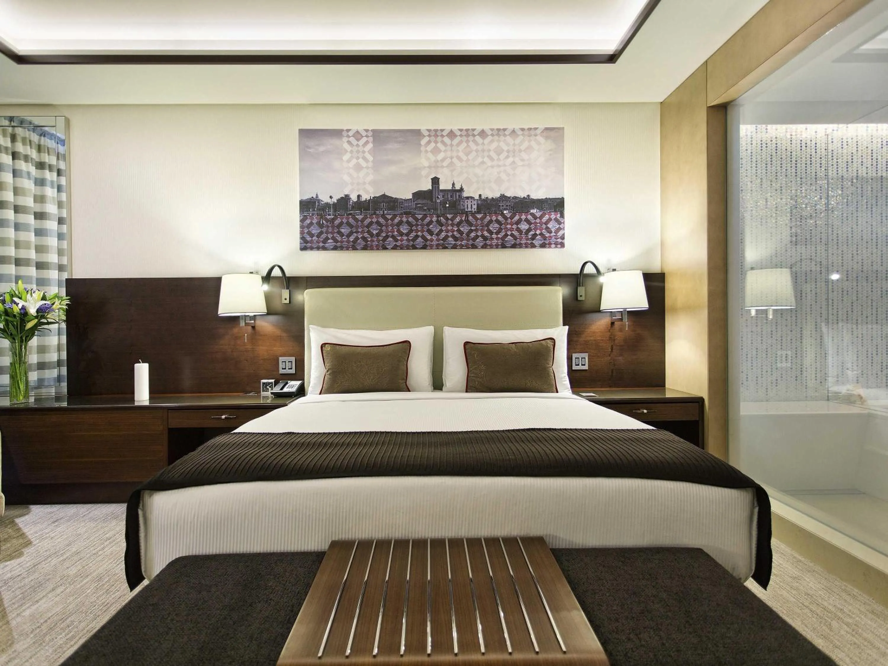 Bedroom, Bed in Fairmont Baku, Flame Towers