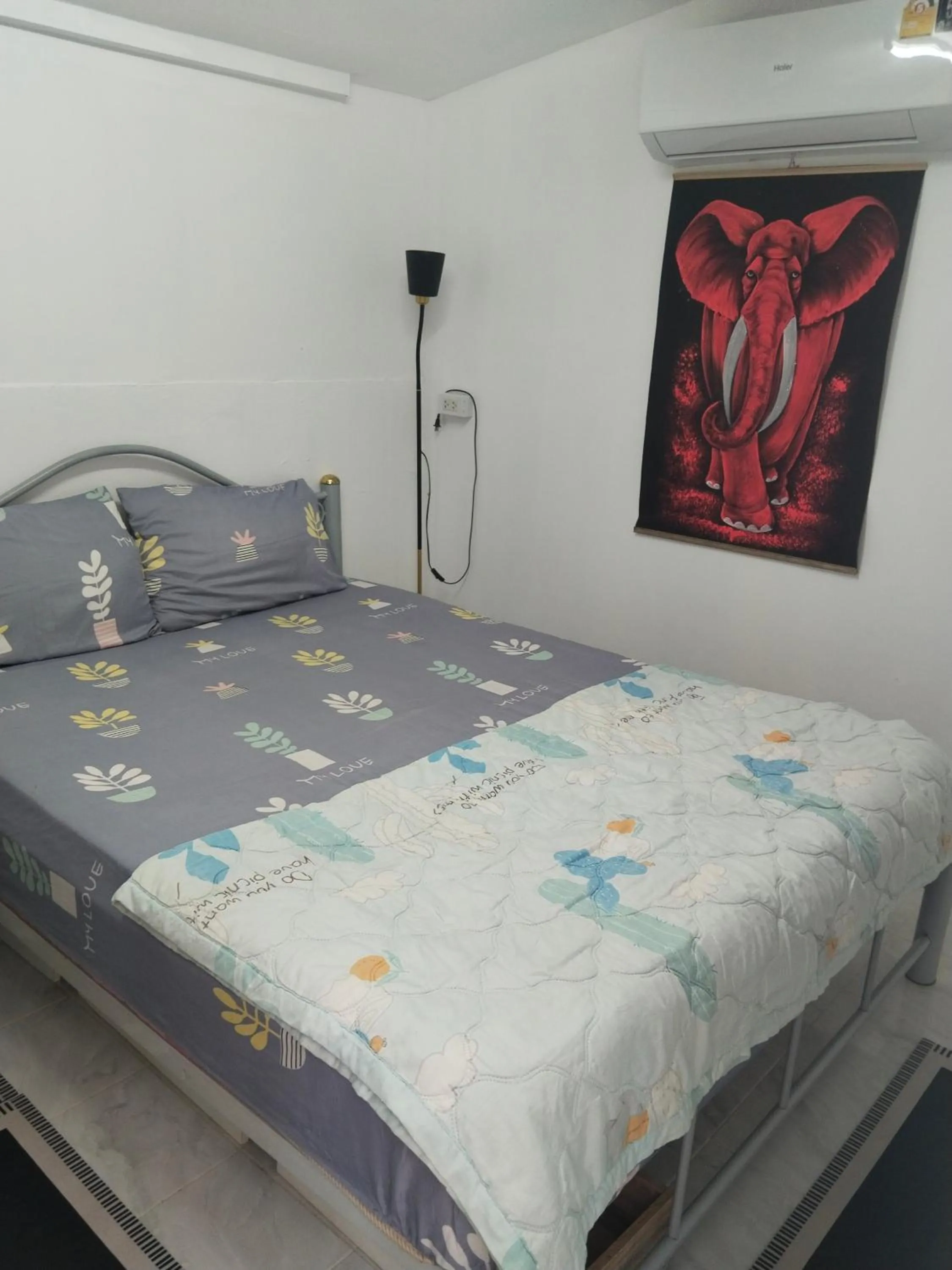 Bed in Travellers Rest