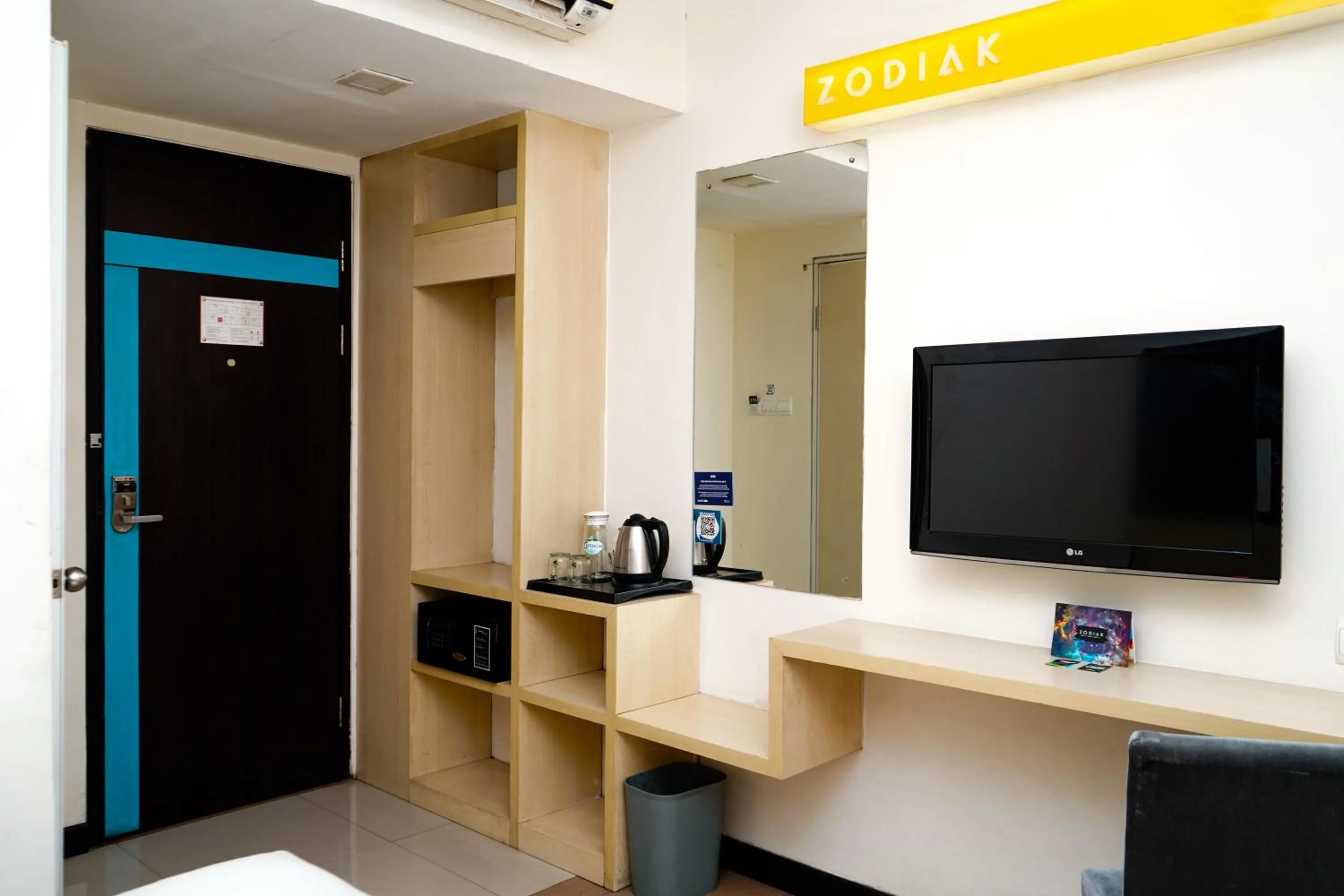 TV and multimedia in Zodiak Paskal by KAGUM Hotels