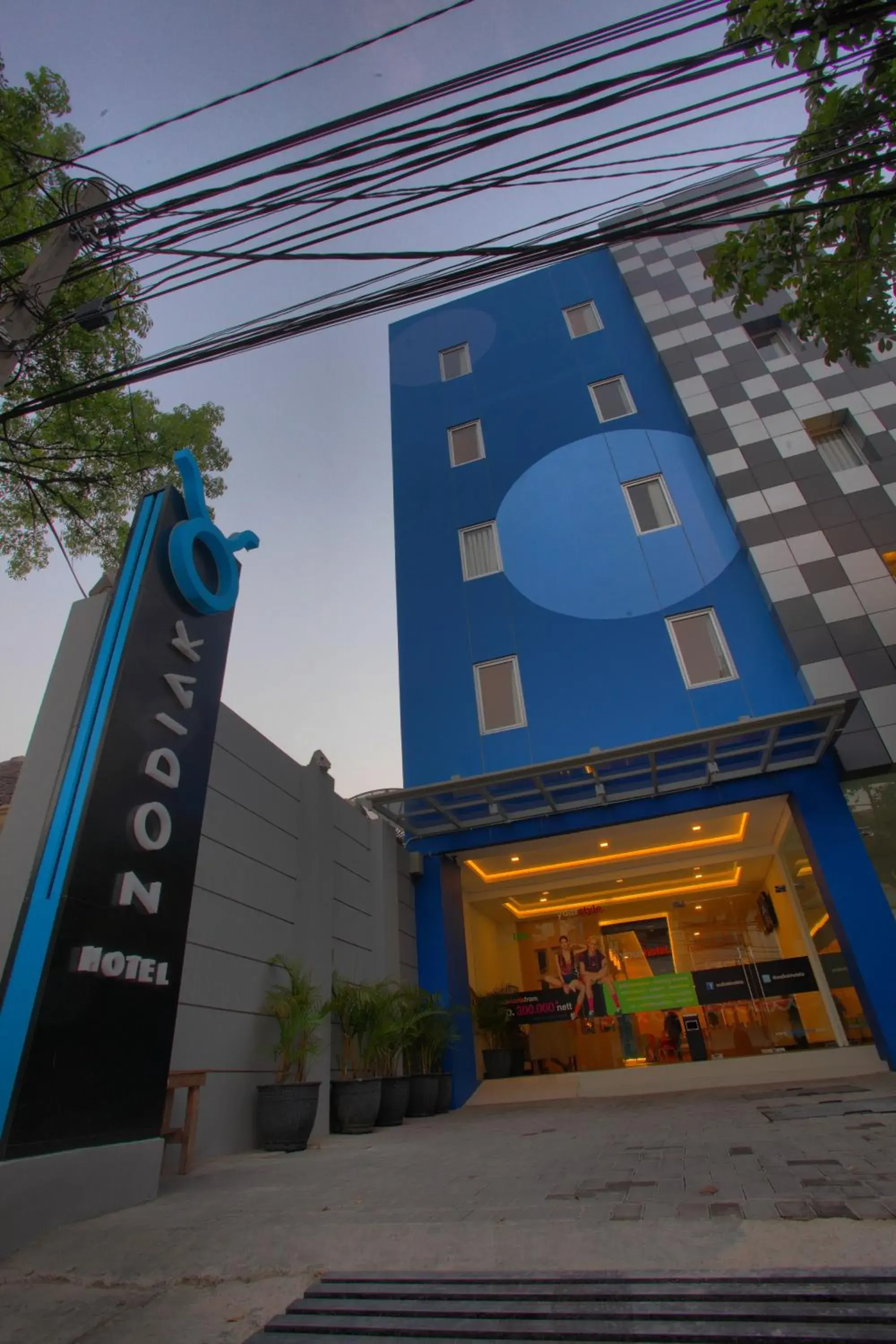 Facade/entrance in Zodiak Paskal by KAGUM Hotels Facade/entrance in Zodiak Paskal by KAGUM Hotels