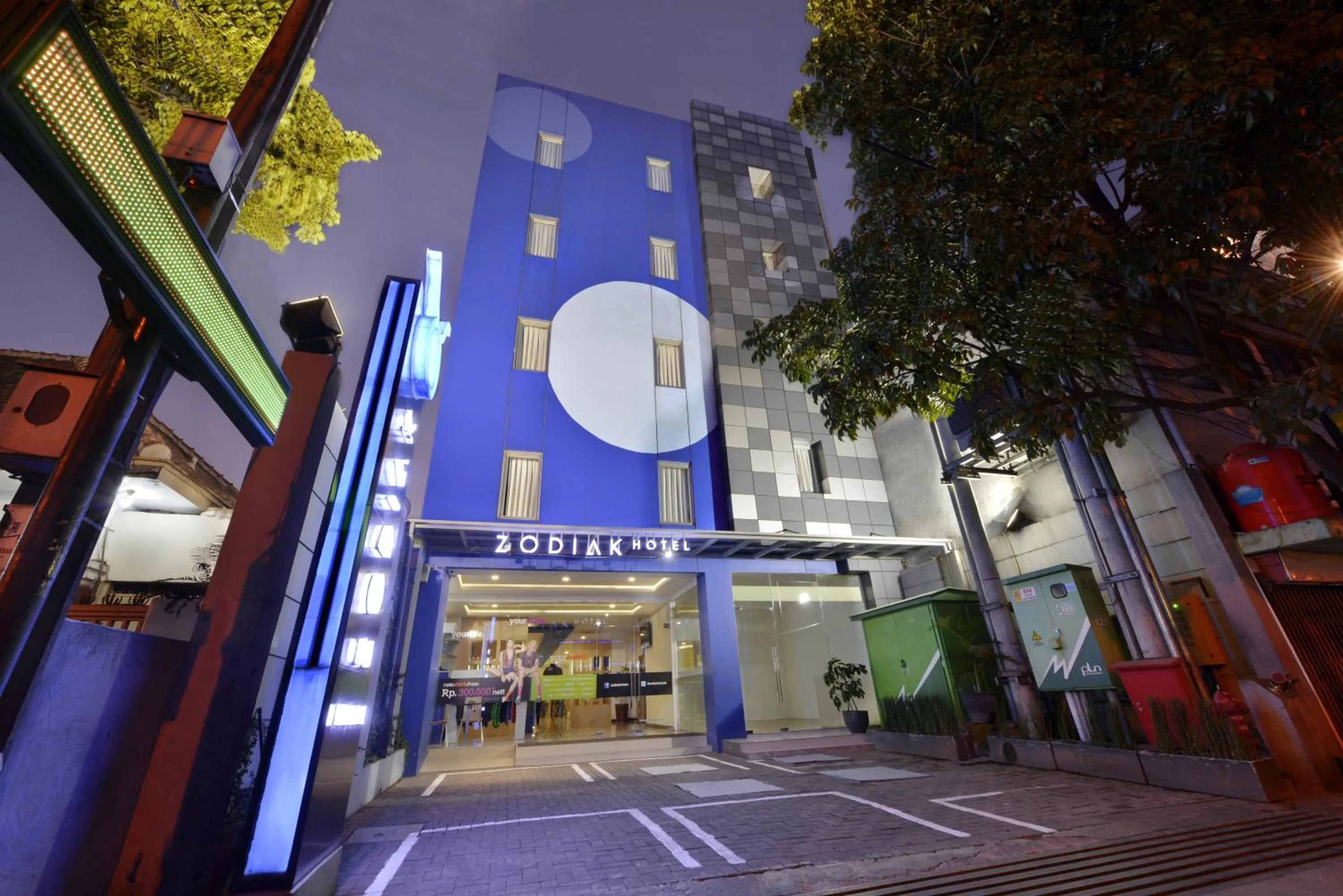 Property building in Zodiak Paskal by KAGUM Hotels