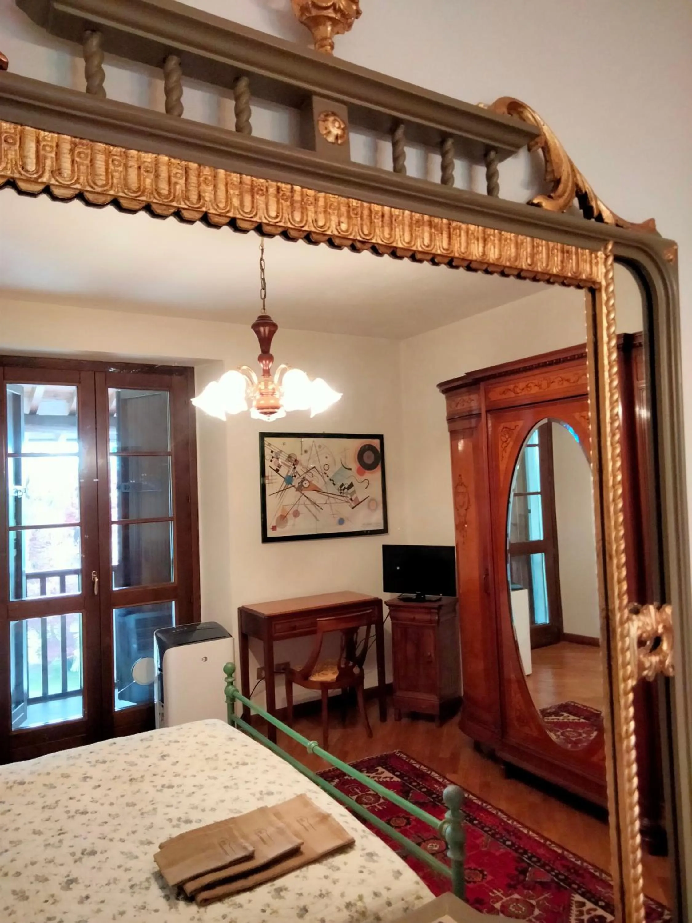 Bed in B&B Cascina in Franciacorta