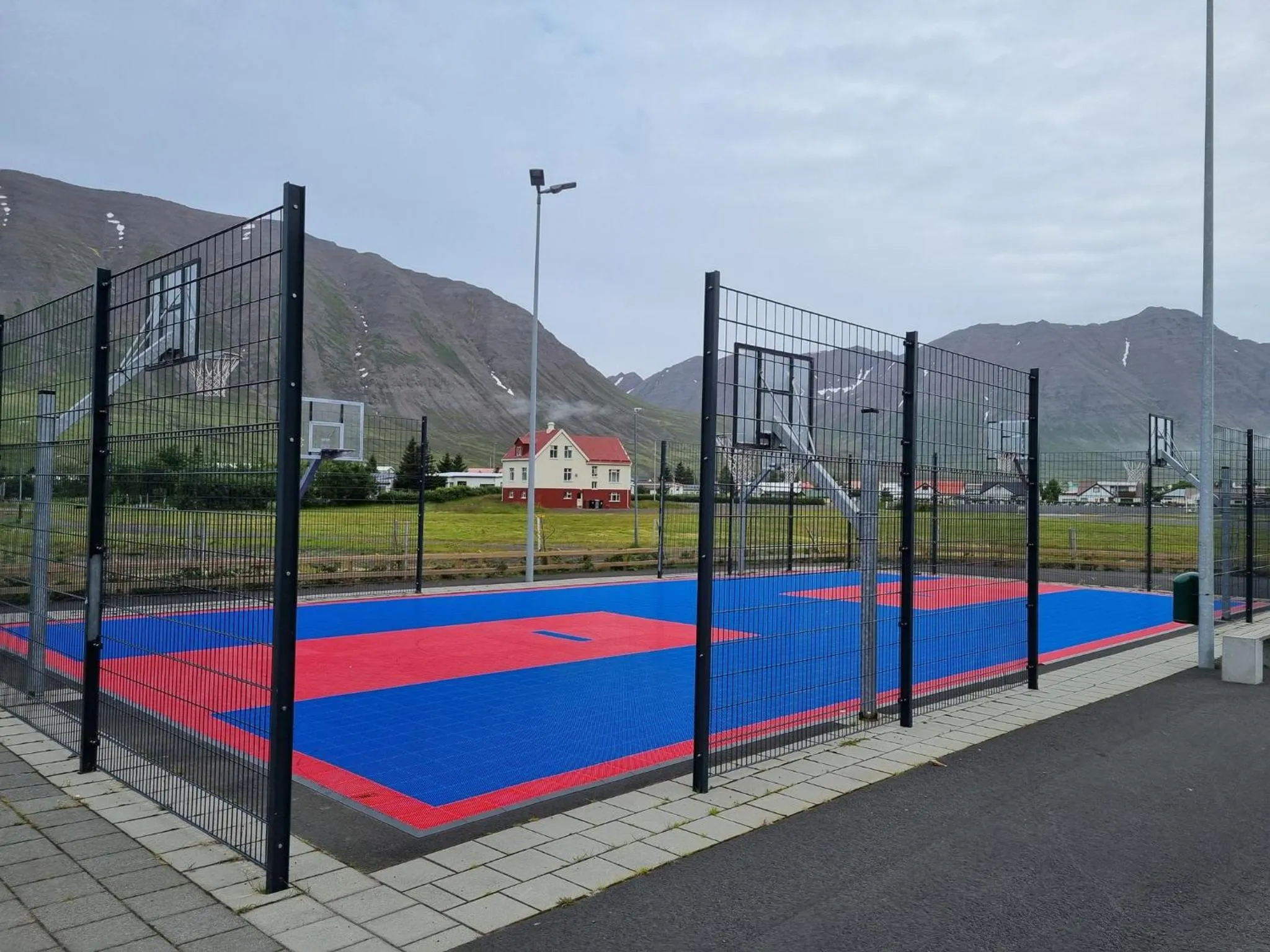 Children play ground in The Northern Comfort Inn