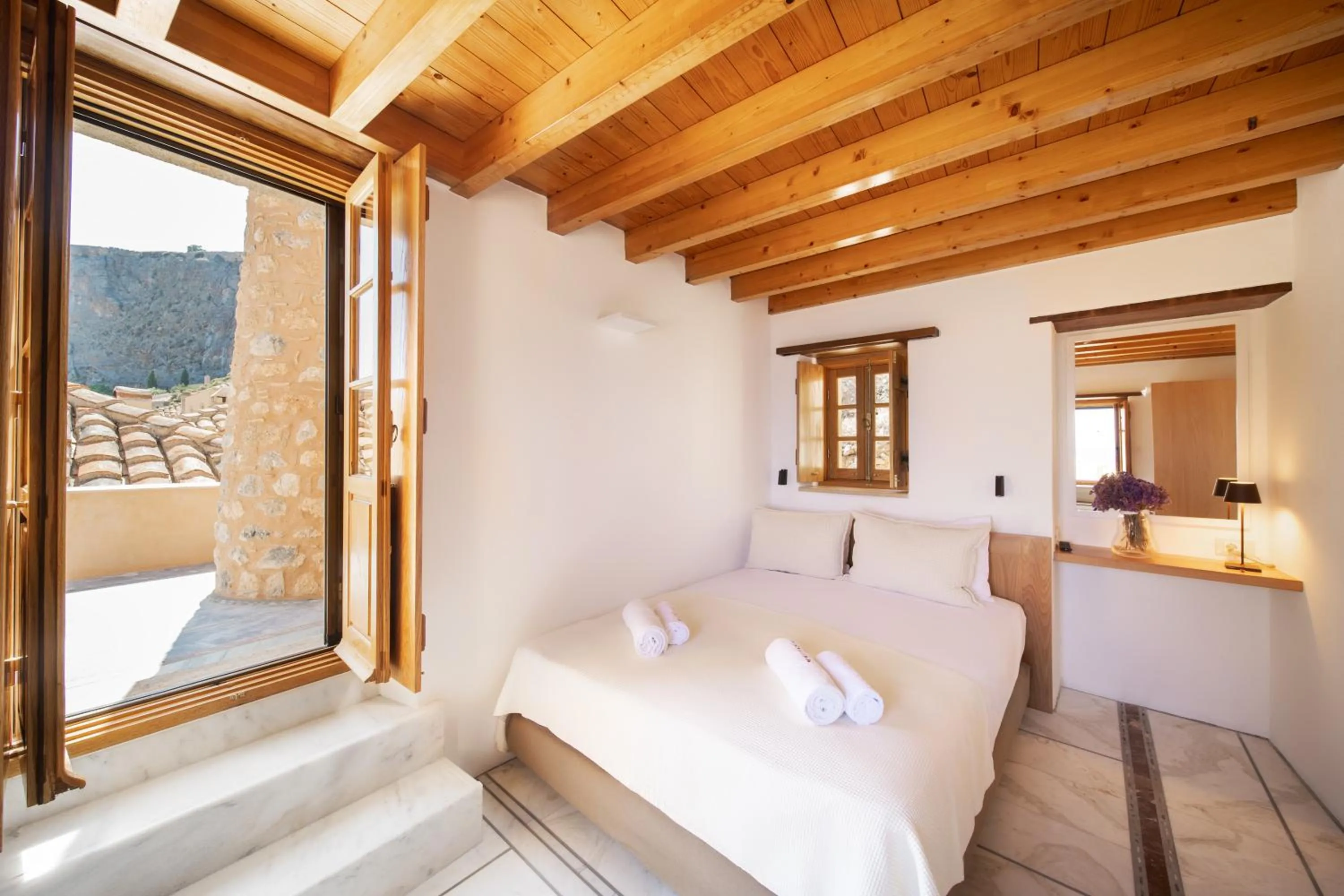 Bed in Bastione Malvasia Hotel (ex New Malvasia)