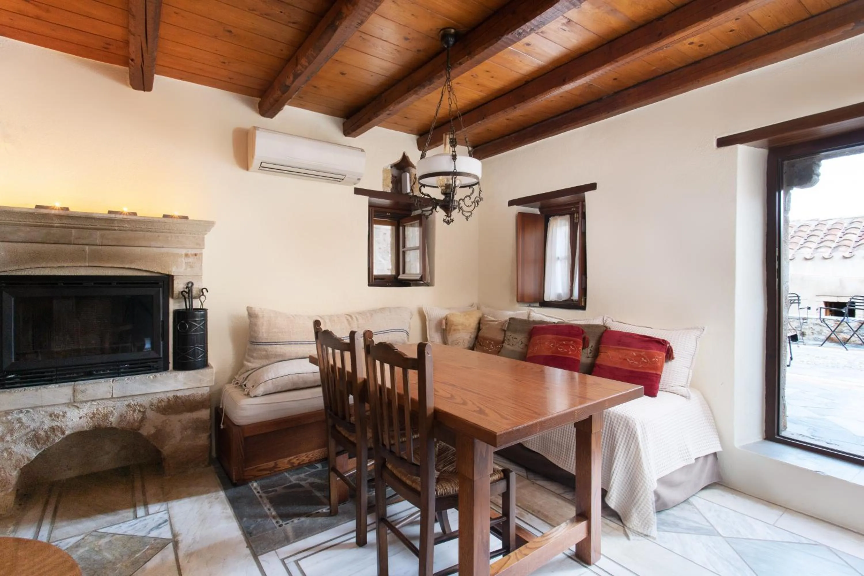 Bastione Malvasia Hotel (ex New Malvasia)