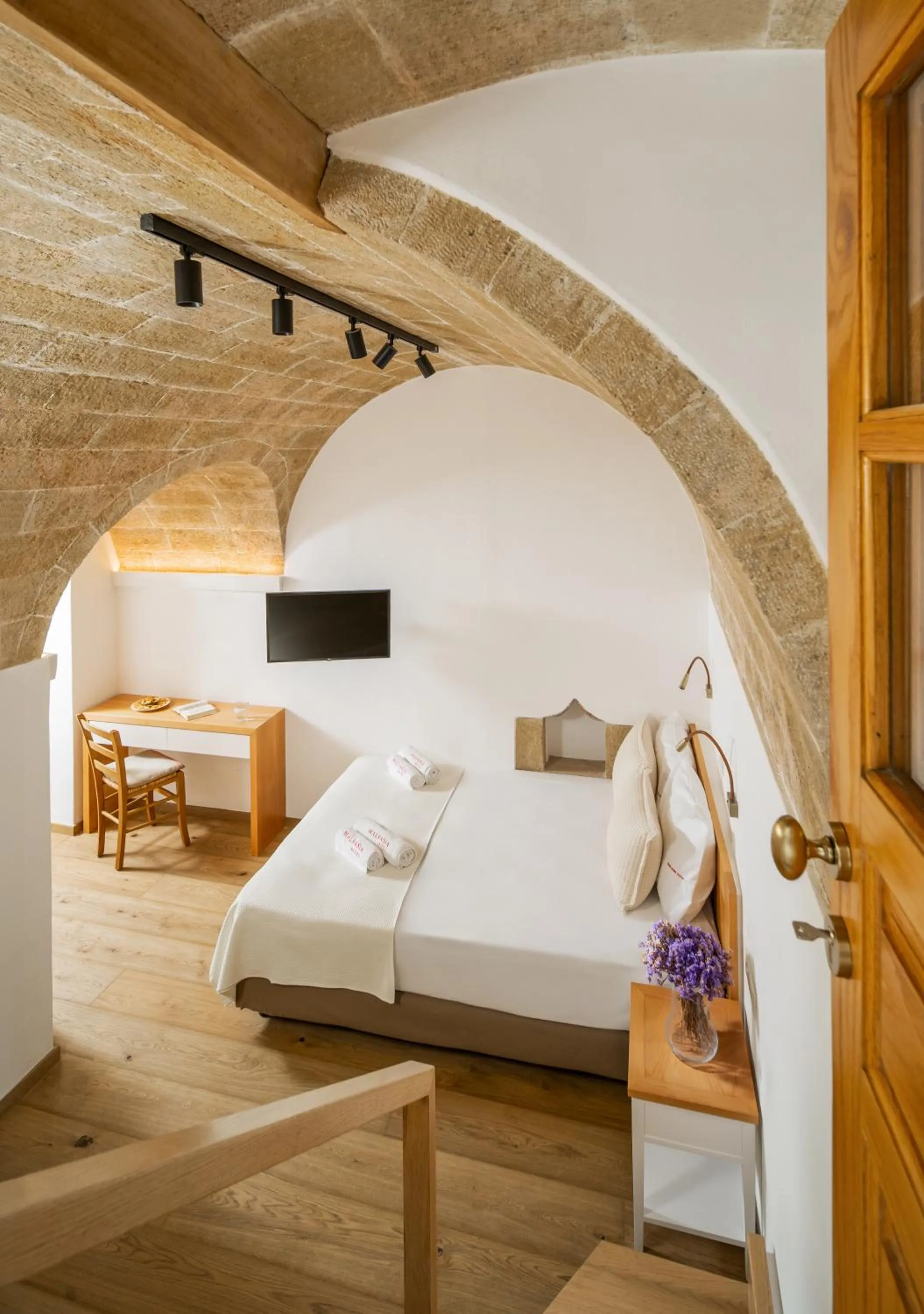 Bed in Bastione Malvasia Hotel (ex New Malvasia)