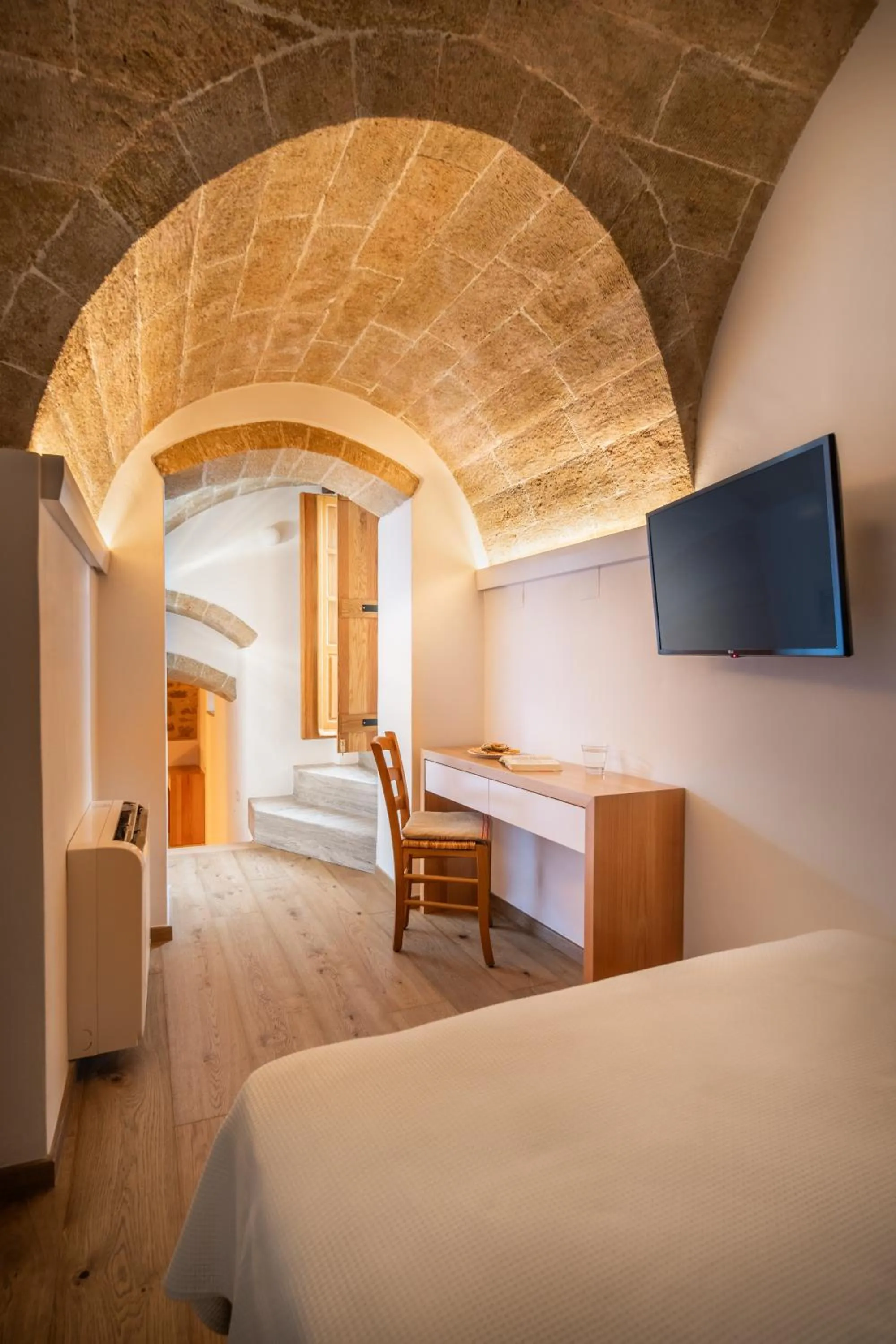 Bed in Bastione Malvasia Hotel (ex New Malvasia)