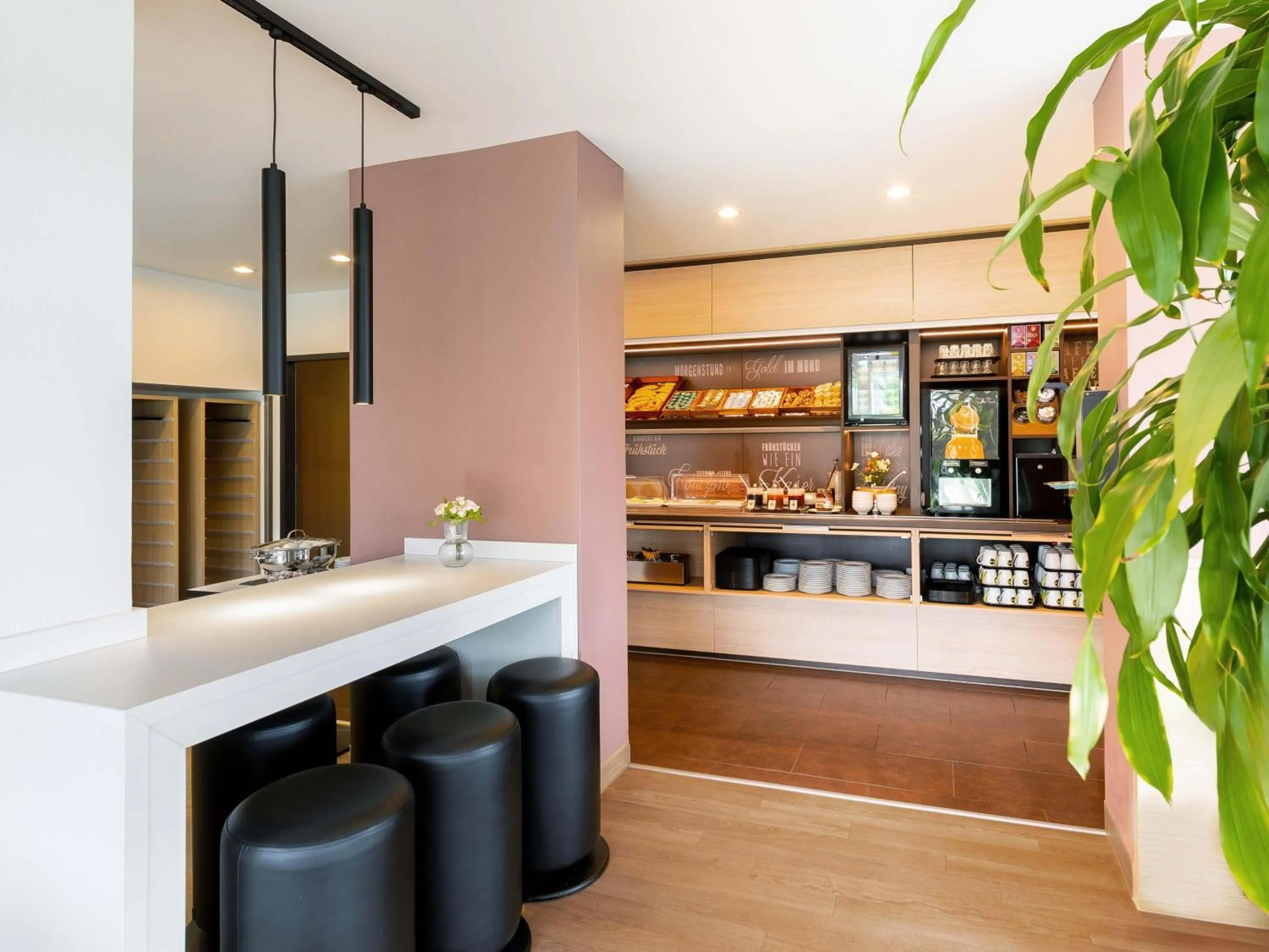 Bathroom in B&B Hotel Mönchengladbach