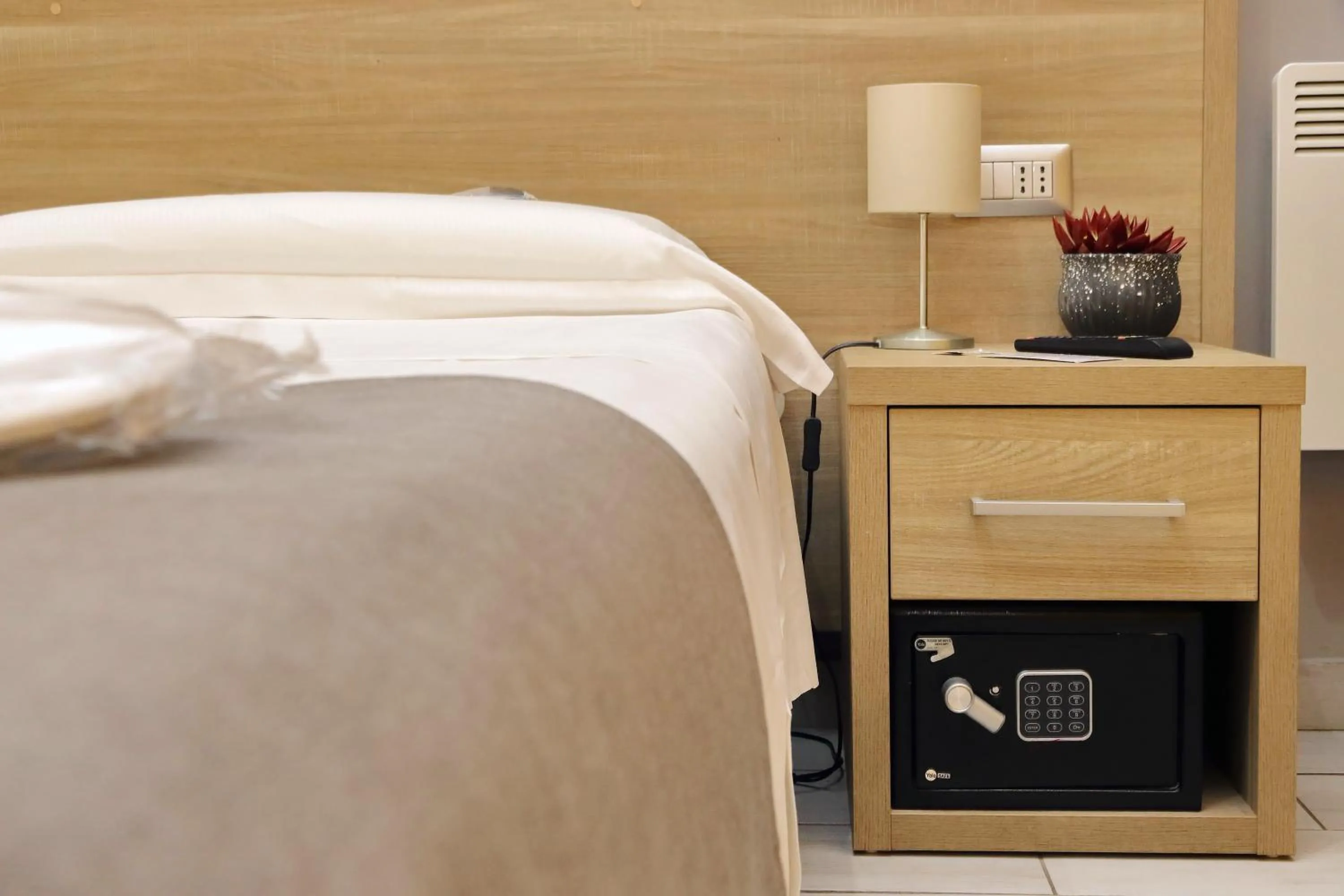 Decorative detail, Bed in LHG Comfy Rooms