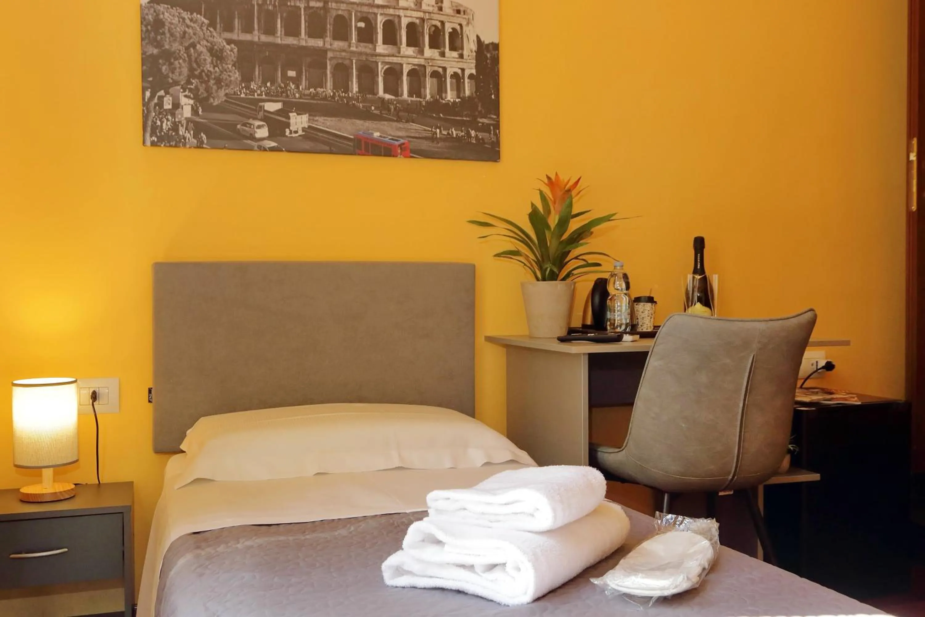 Bedroom, Bed in LHG Comfy Rooms