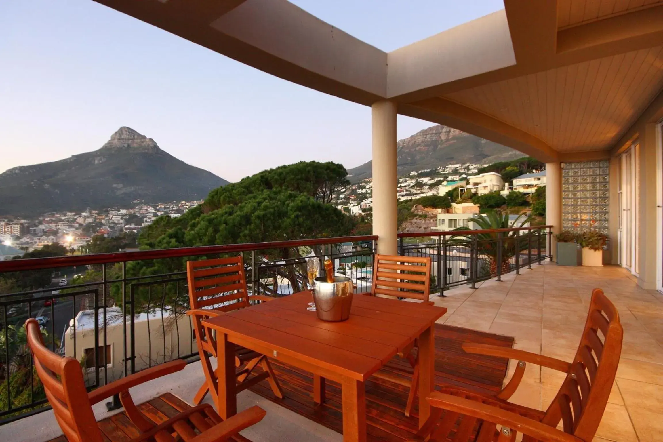 View (from property/room) in Balfour Place Guesthouse View (from property/room) in Balfour Place Guesthouse