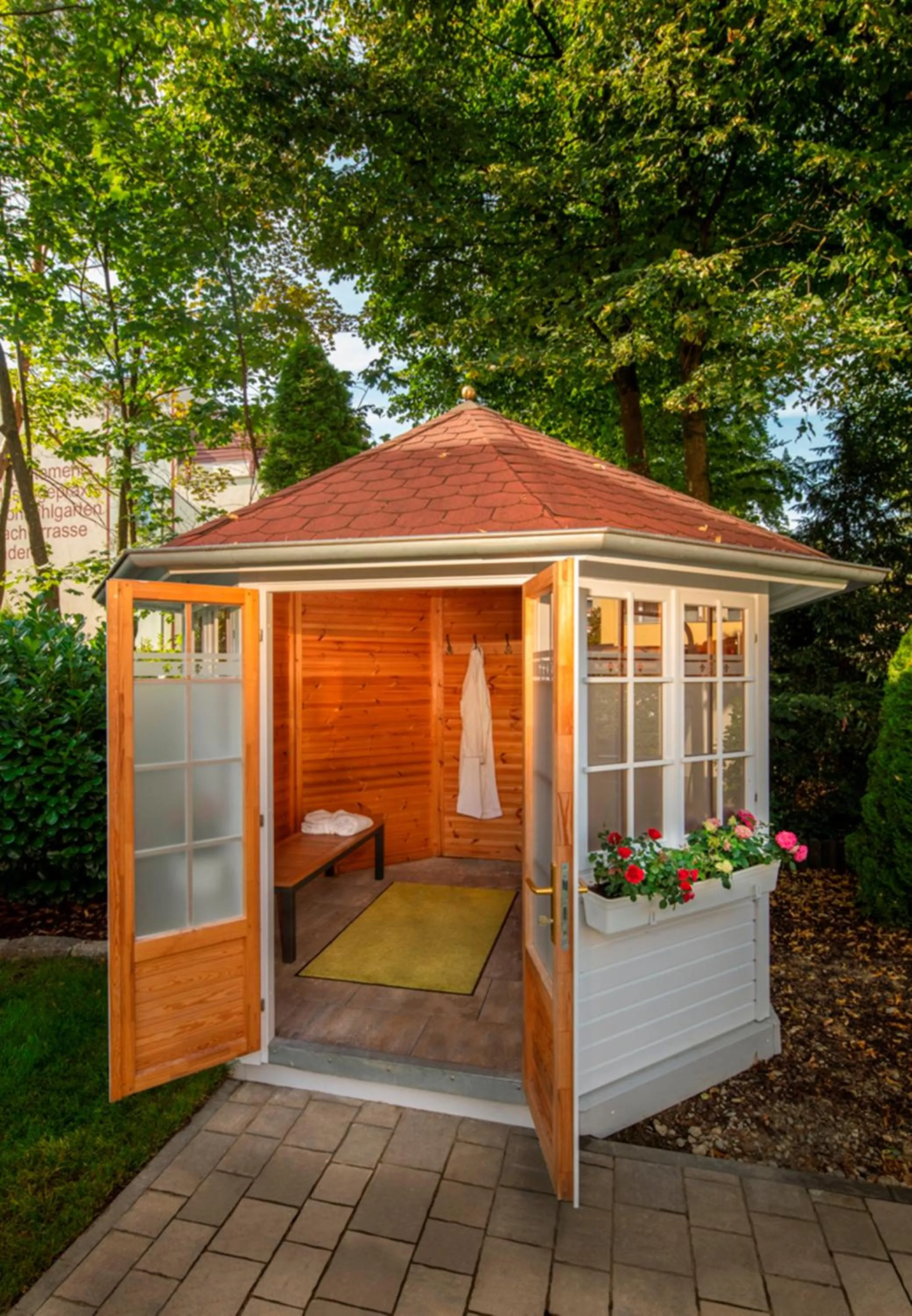 Sauna in Hotel Schweizer Hof Thermal und Vital Resort