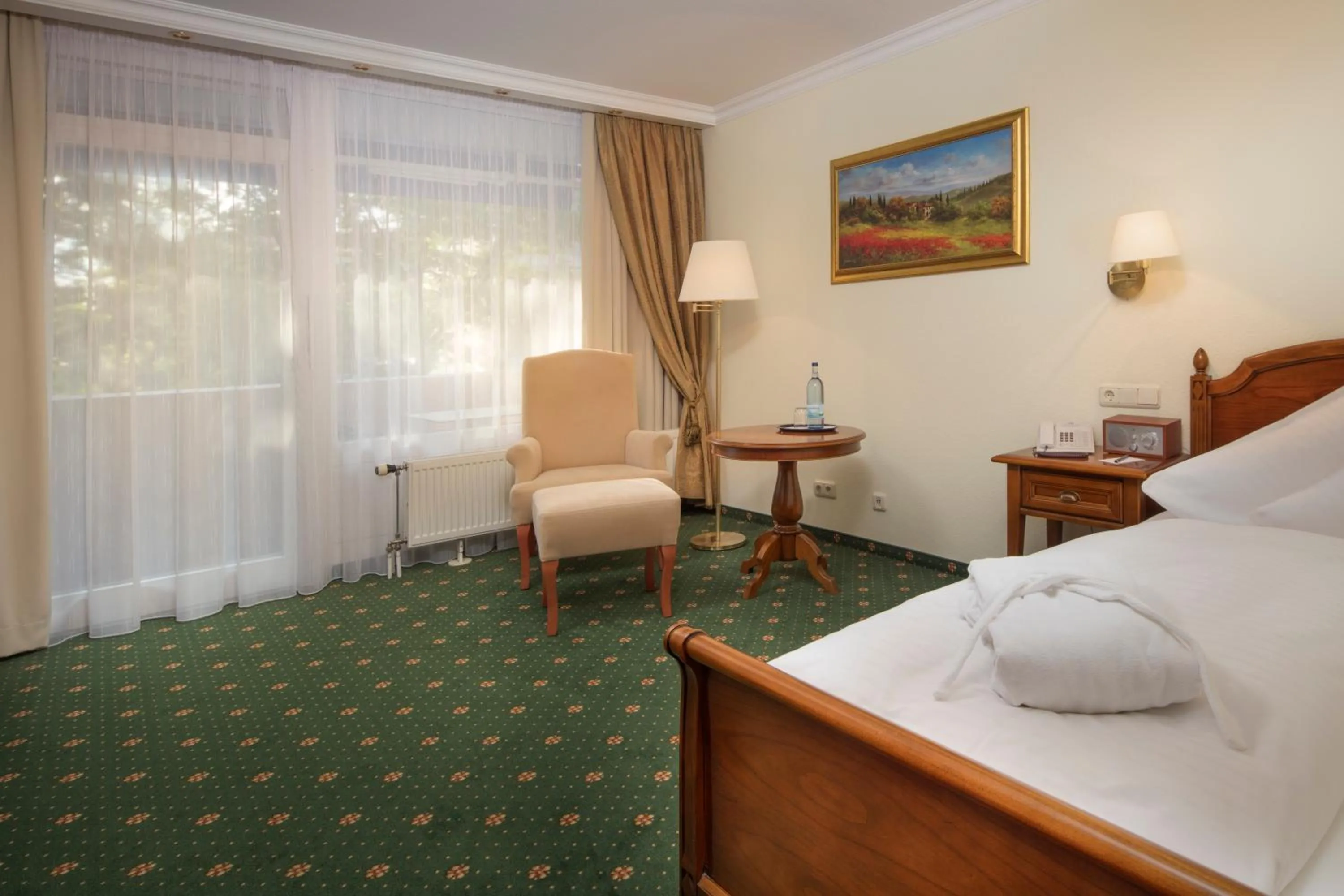 Photo of the whole room, Bed in Hotel Schweizer Hof Thermal und Vital Resort