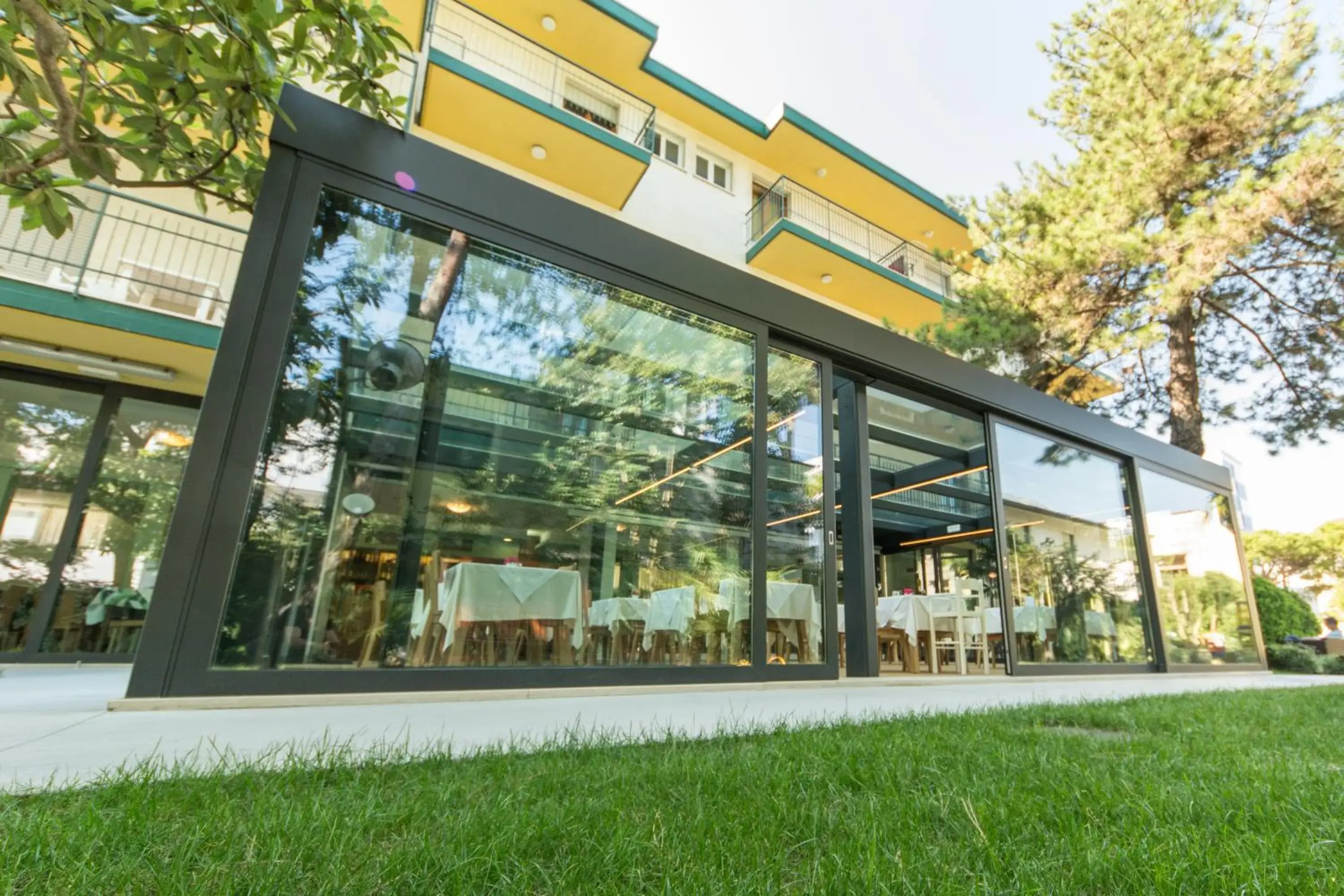 Facade/entrance in Hotel Adria Facade/entrance in Hotel Adria