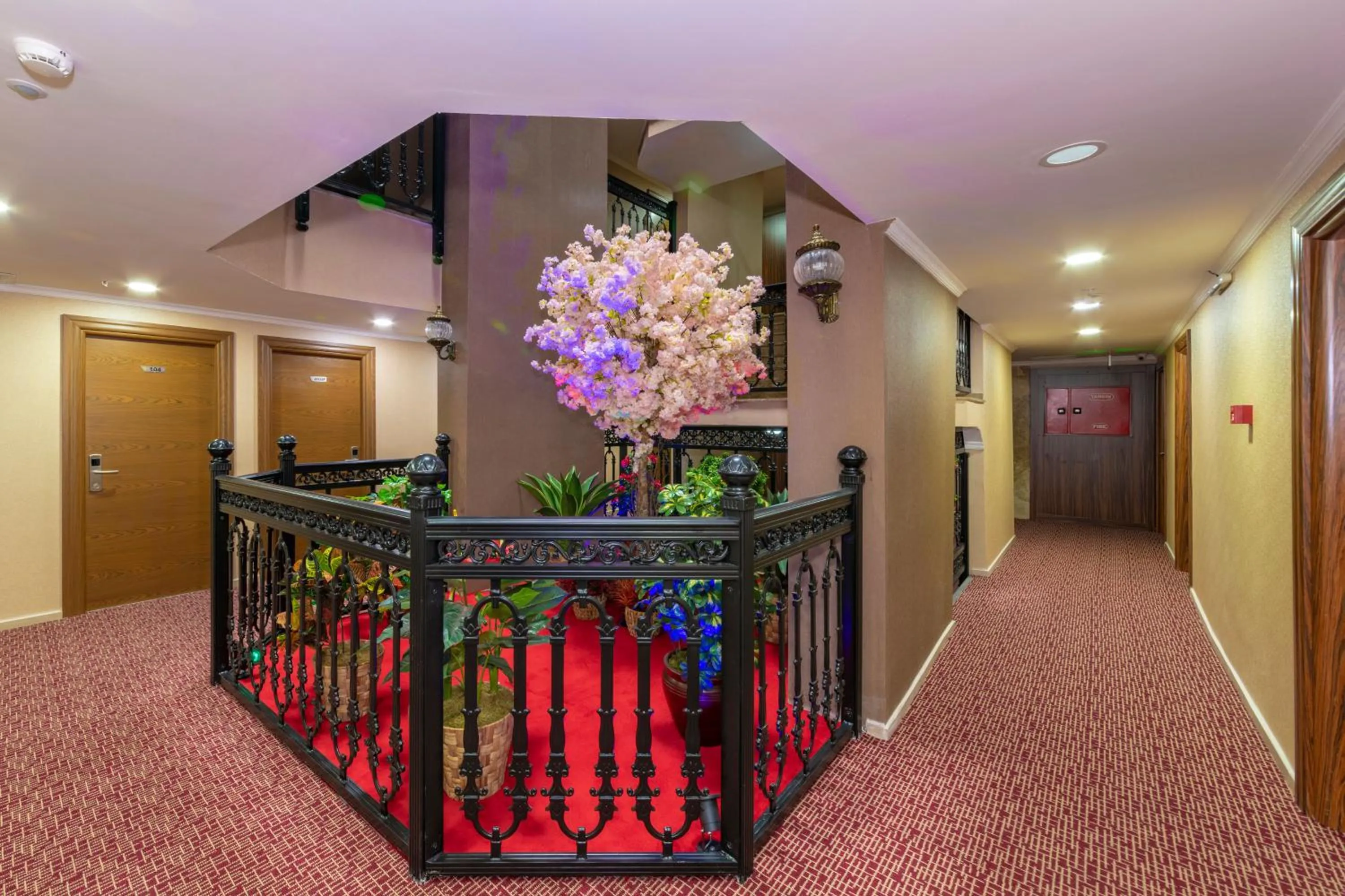 Balcony/Terrace in Vision Deluxe Hotel