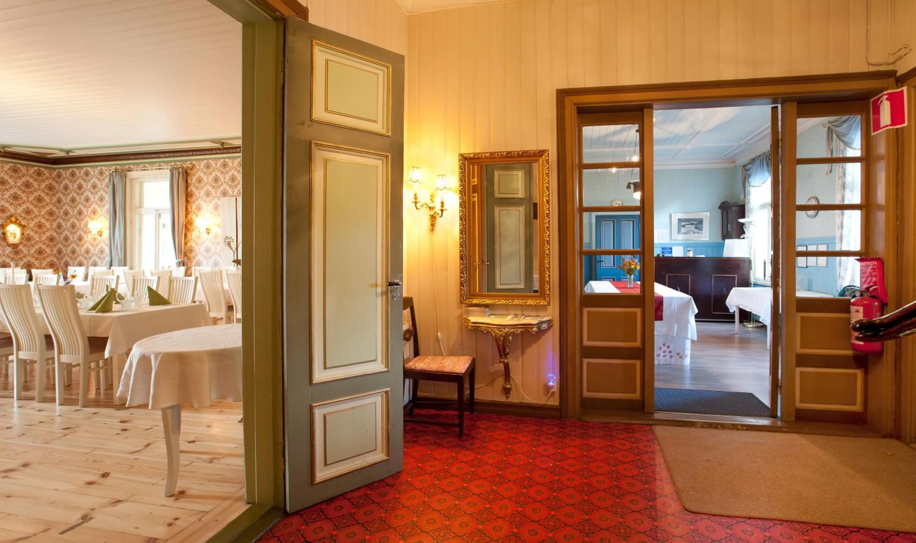 Lobby or reception, Bed in Löydön Kartano