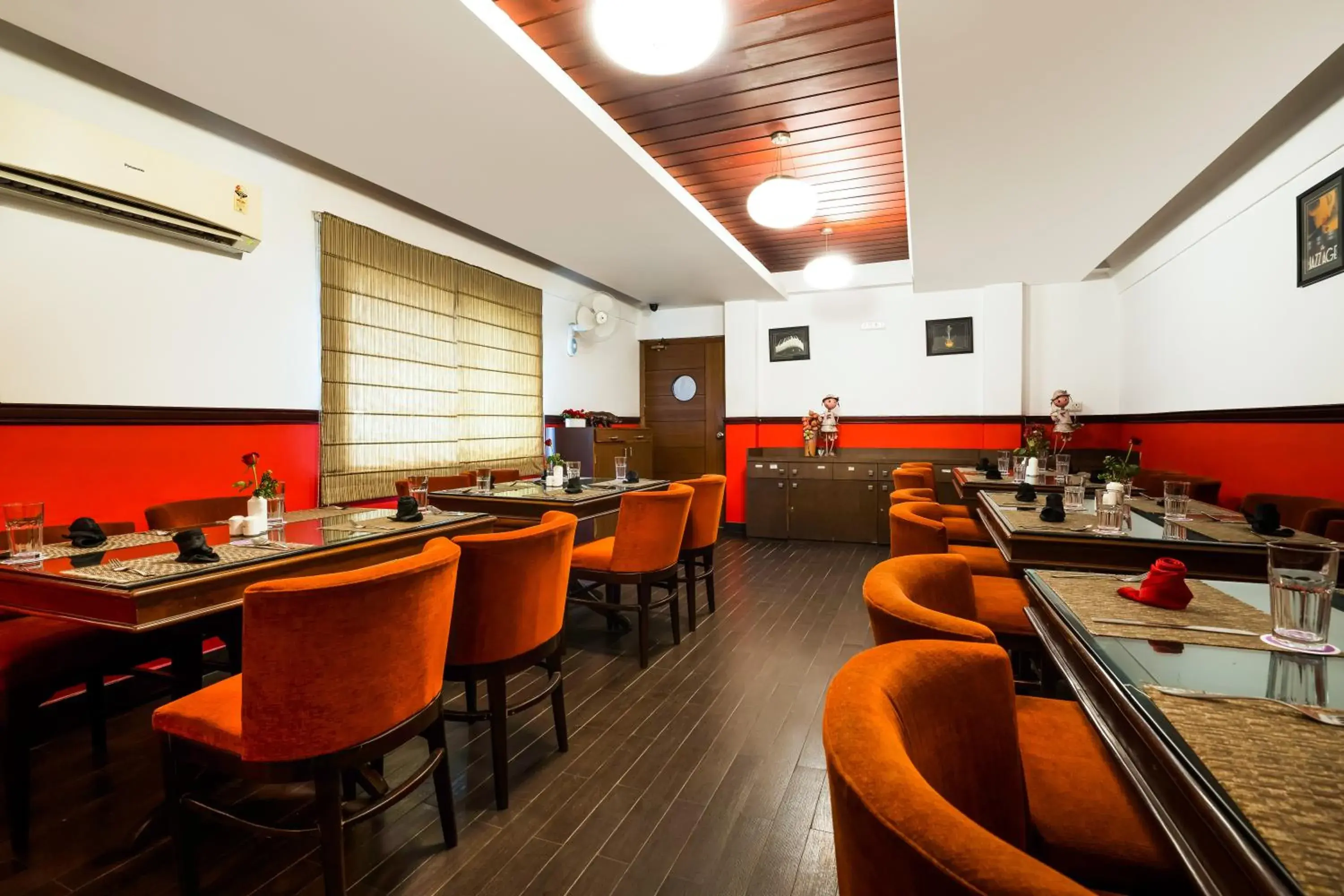 Restaurant/places to eat in Mount Embassy Restaurant/places to eat in Mount Embassy