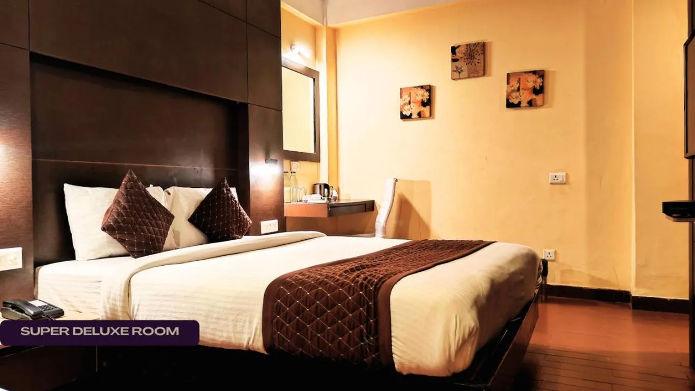 Bedroom, Bed in Mount Embassy