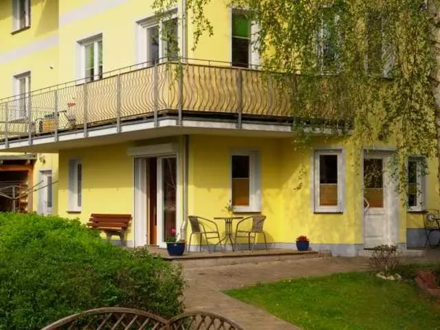 Ferienwohnung Bergstraße 04 Whg 02