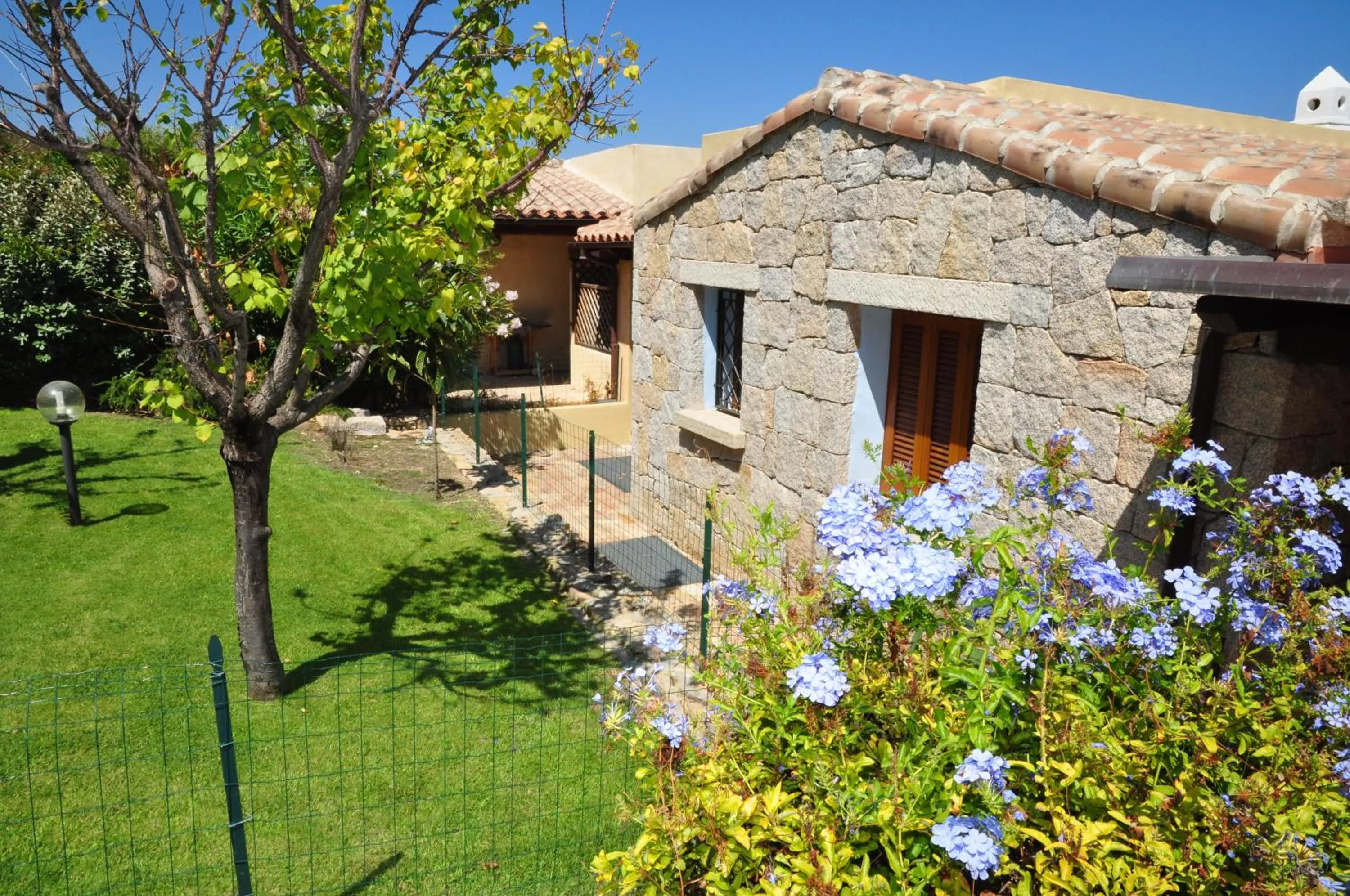 Garden in Villa Isuledda Beach