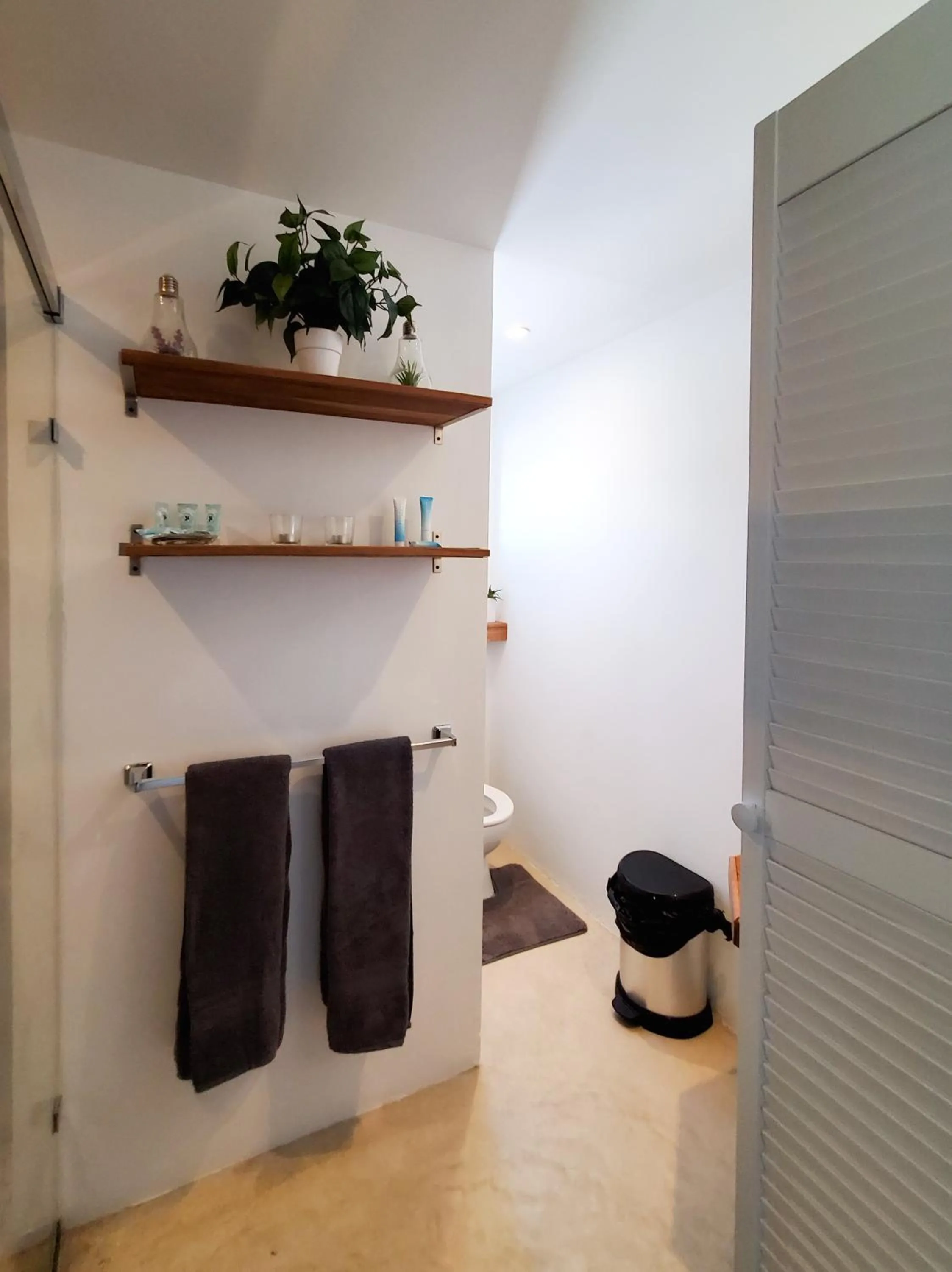 Bathroom in Sunny Hill Apartment