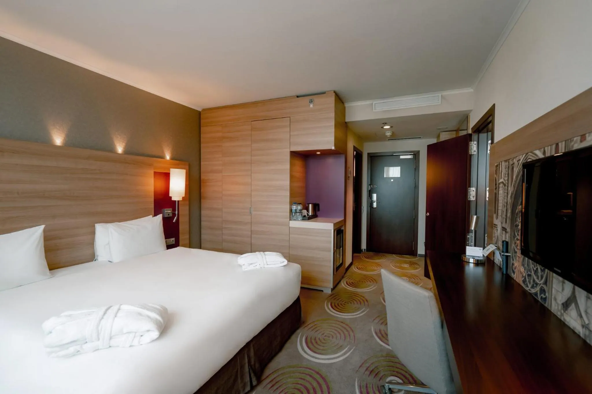 Photo of the whole room in Holiday Inn - Kyiv by IHG