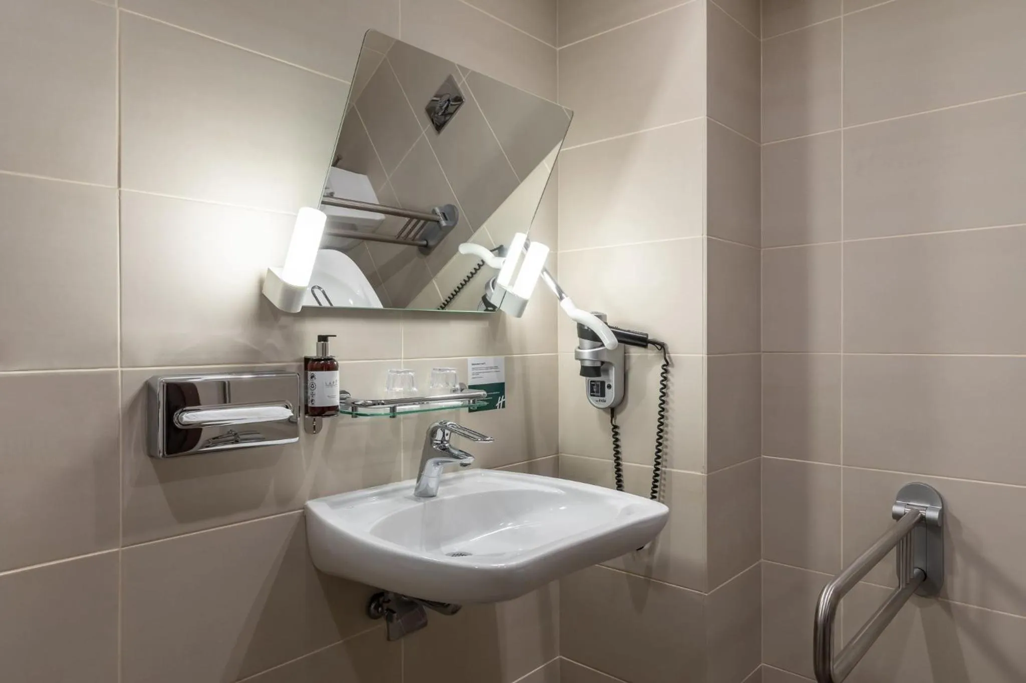 Photo of the whole room in Holiday Inn - Kyiv by IHG