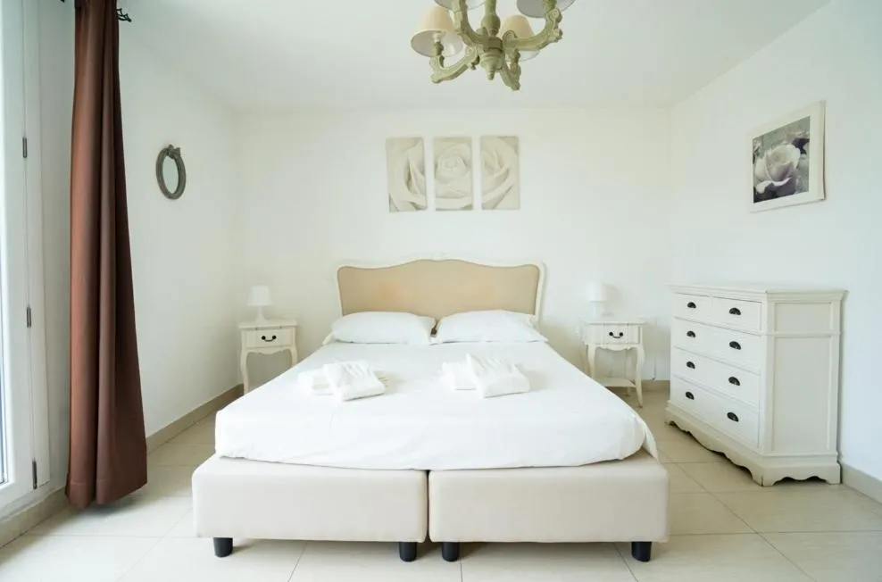 Bedroom, Bed in Isa Residence Fiumicino Airport