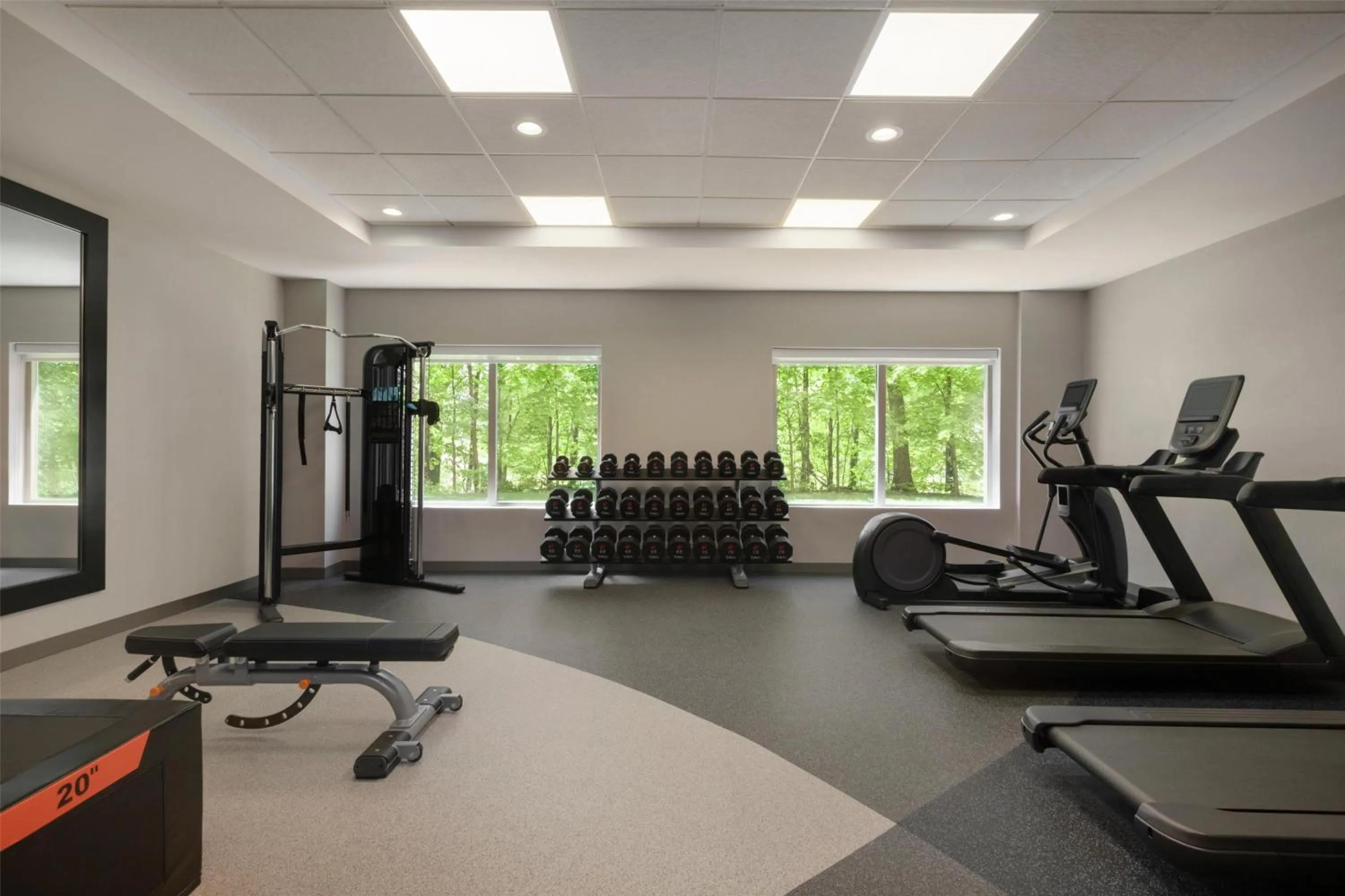 Fitness centre/facilities in Hilton Garden Inn Cleveland Airport