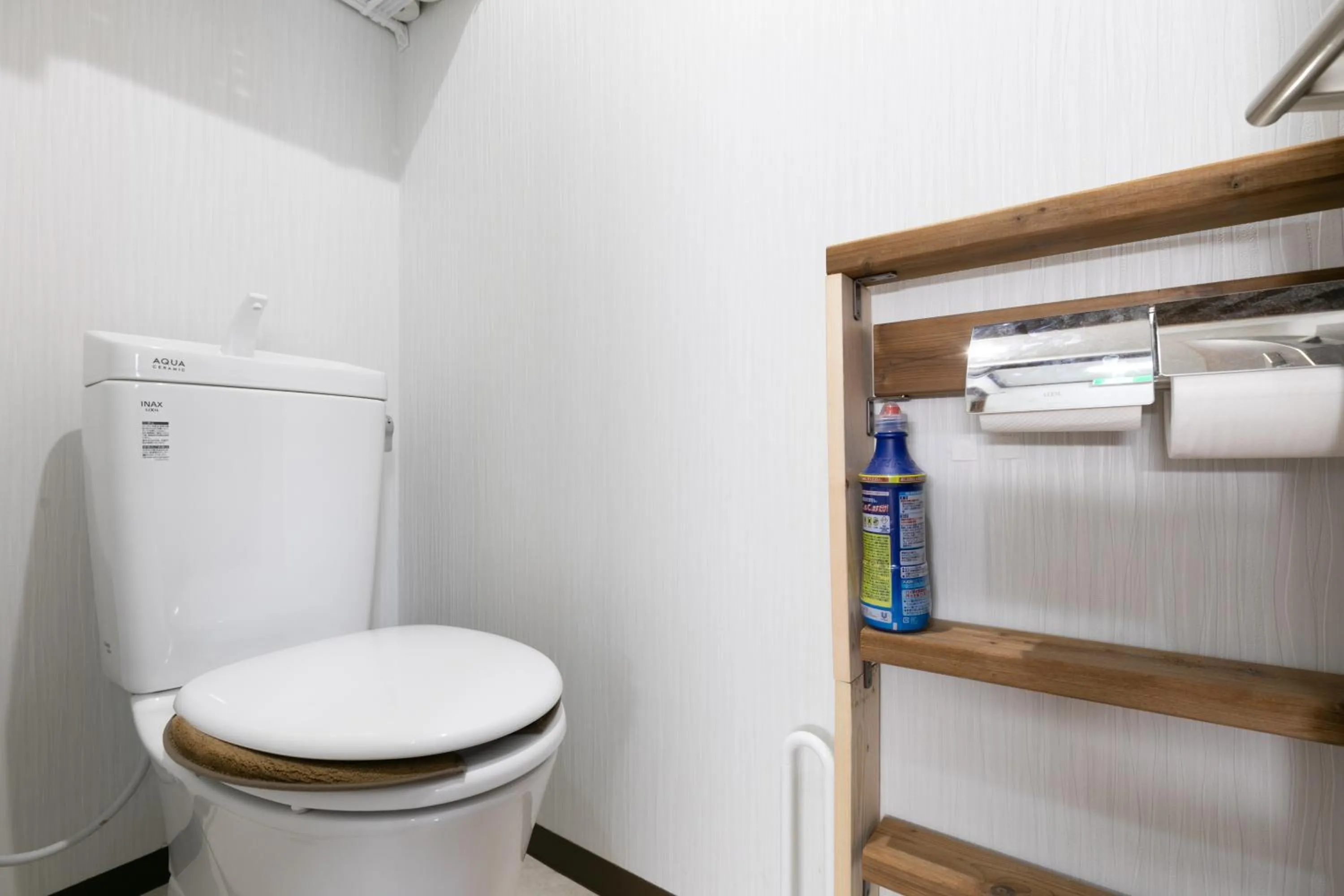 Toilet in TOP EDGE HOSTEL Koenji