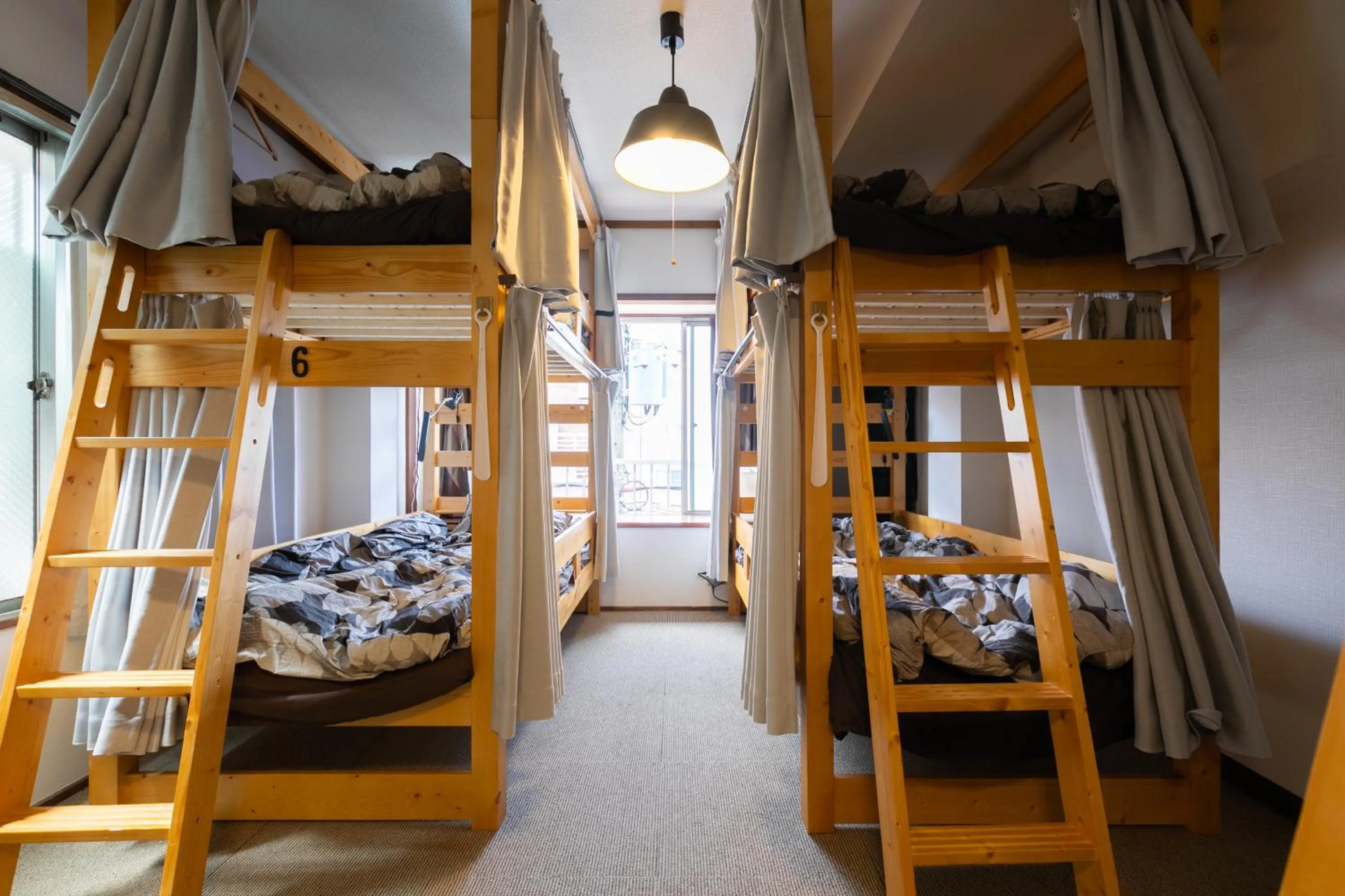 bunk bed, Bed in TOP EDGE HOSTEL Koenji