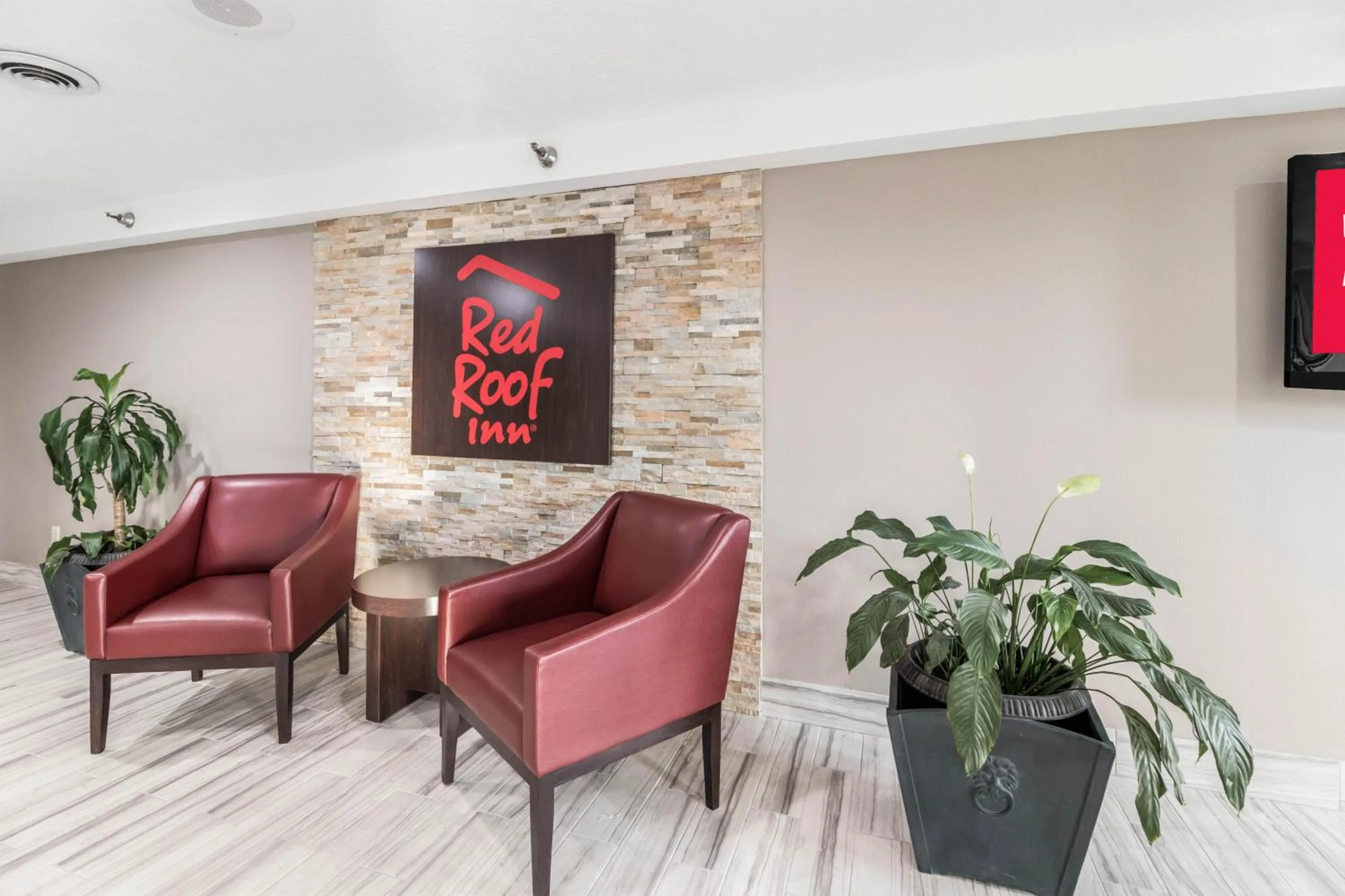 Lobby or reception in Red Roof Inn Cadiz