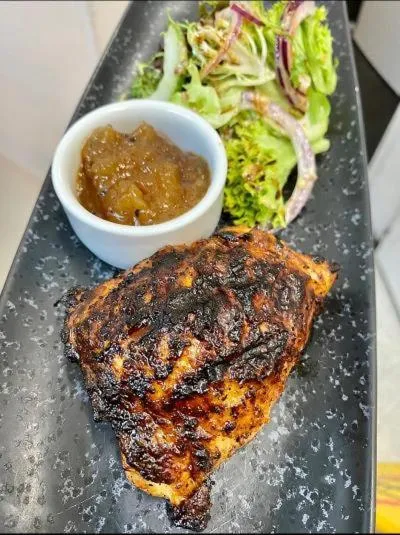 Food and drinks in Woodcote Hotel