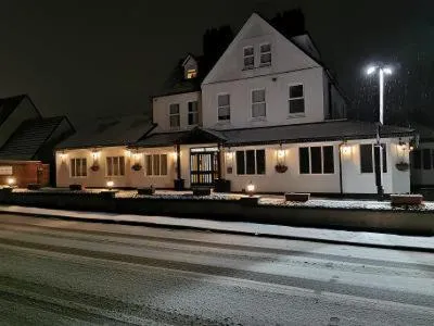 Property building in Woodcote Hotel
