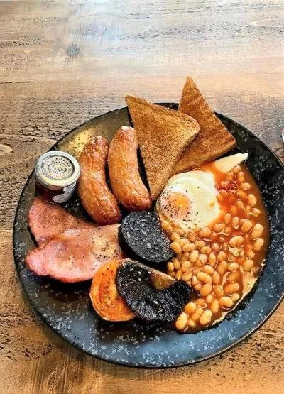 Breakfast in Woodcote Hotel