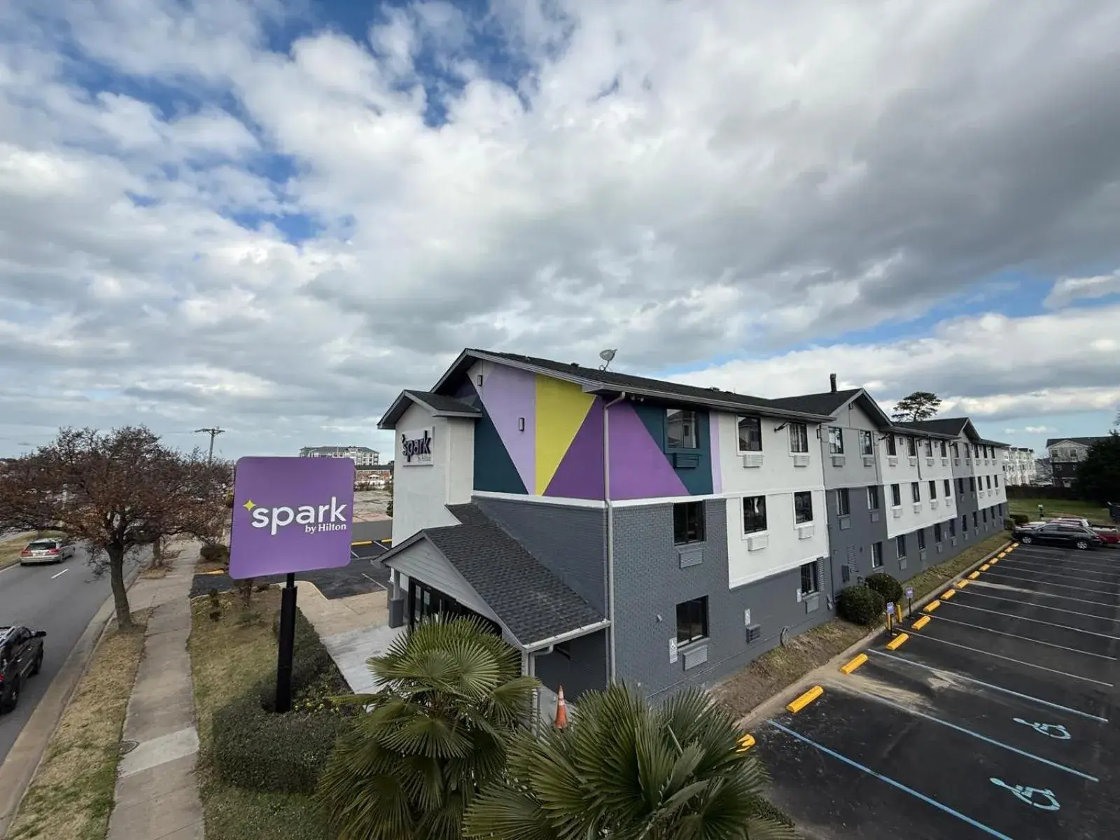 Property building in Spark by Hilton Norfolk Property building in Spark by Hilton Norfolk