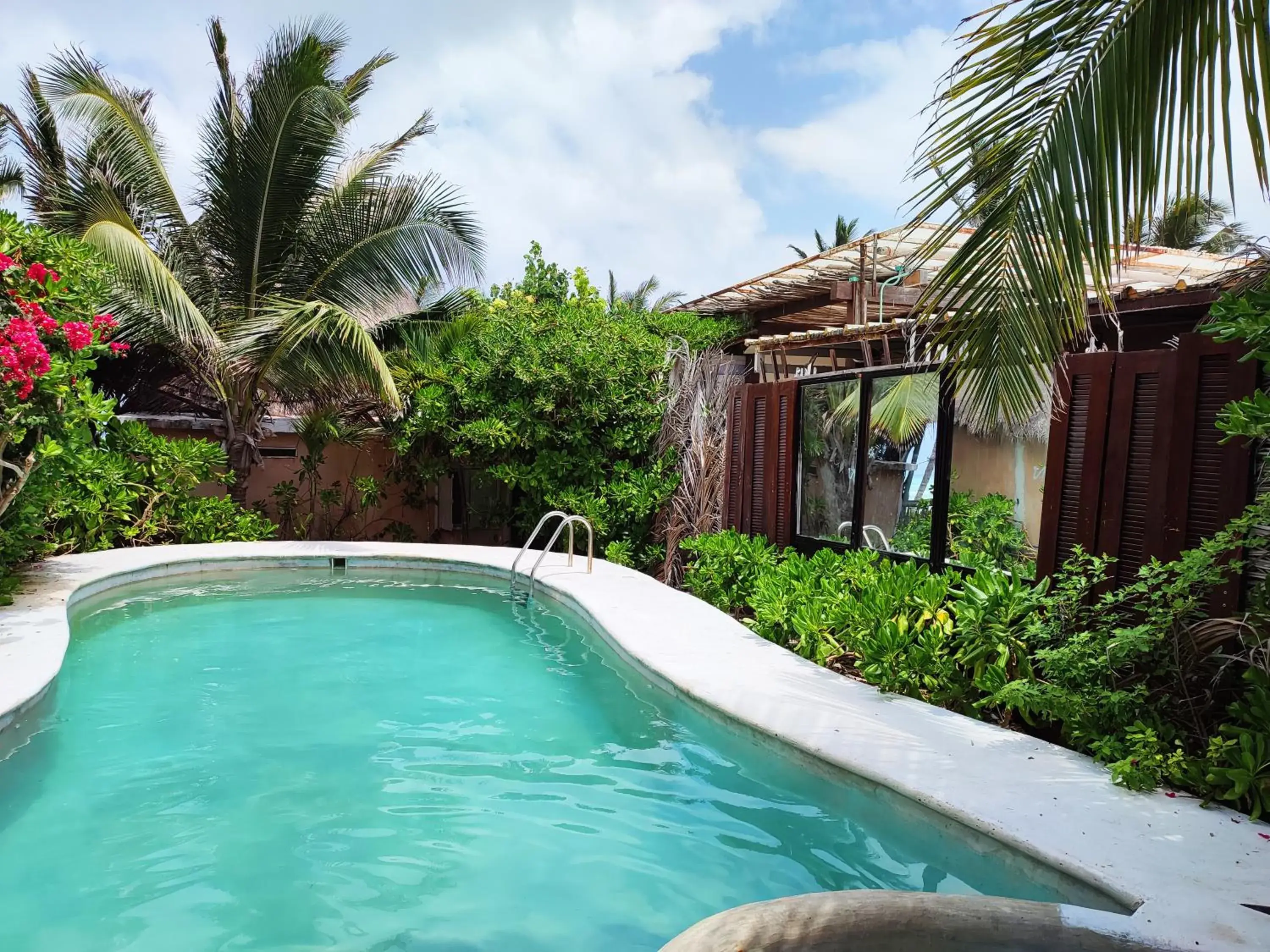 Swimming pool in Villa Las Estrellas Tulum - located at the party zone Swimming pool in Villa Las Estrellas Tulum - located at the party zone